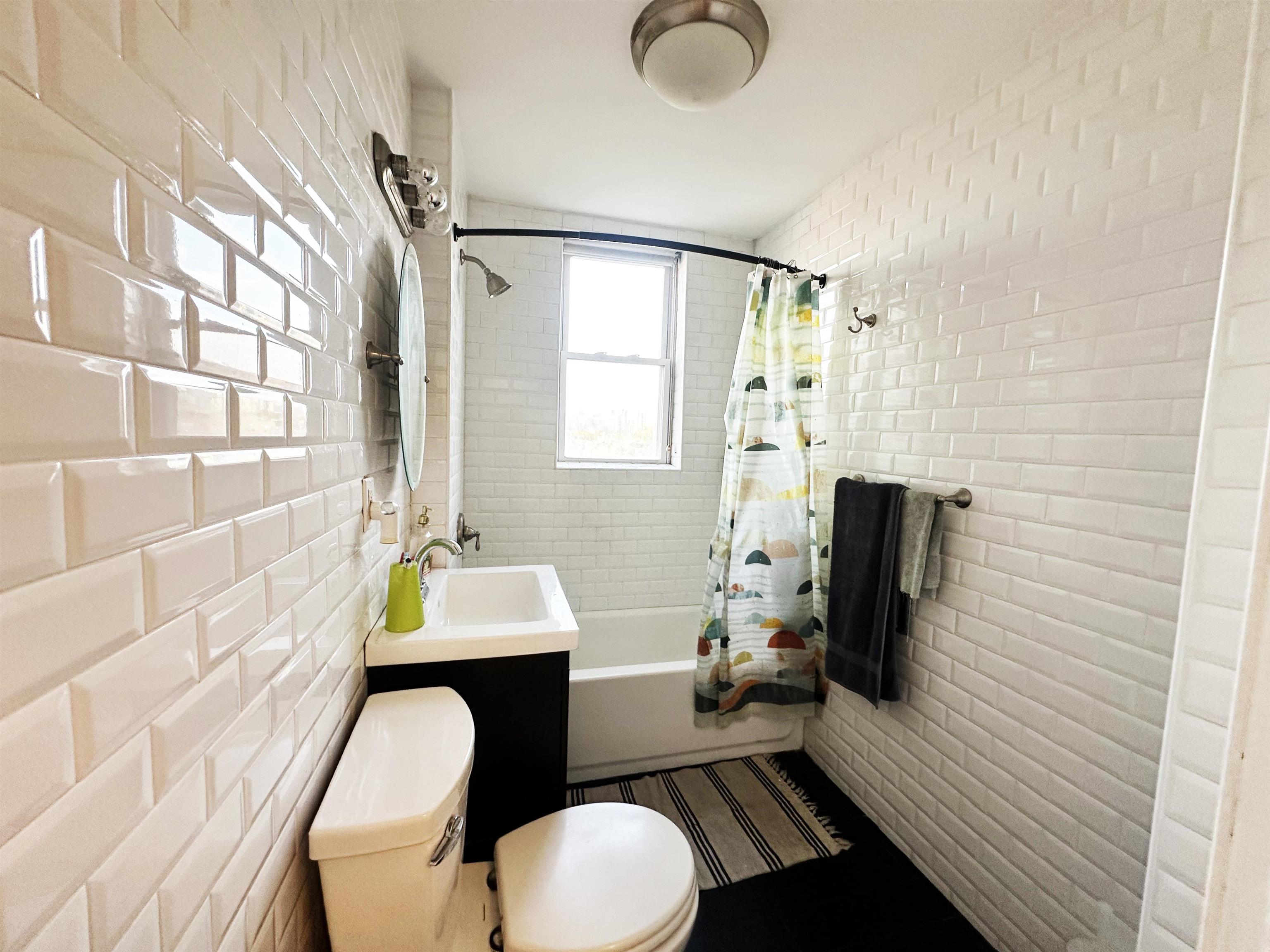 201 45th St #E2, Union City, New Jersey image 21