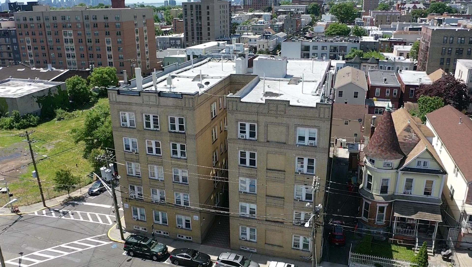 201 45th St #E2, Union City, New Jersey image 22