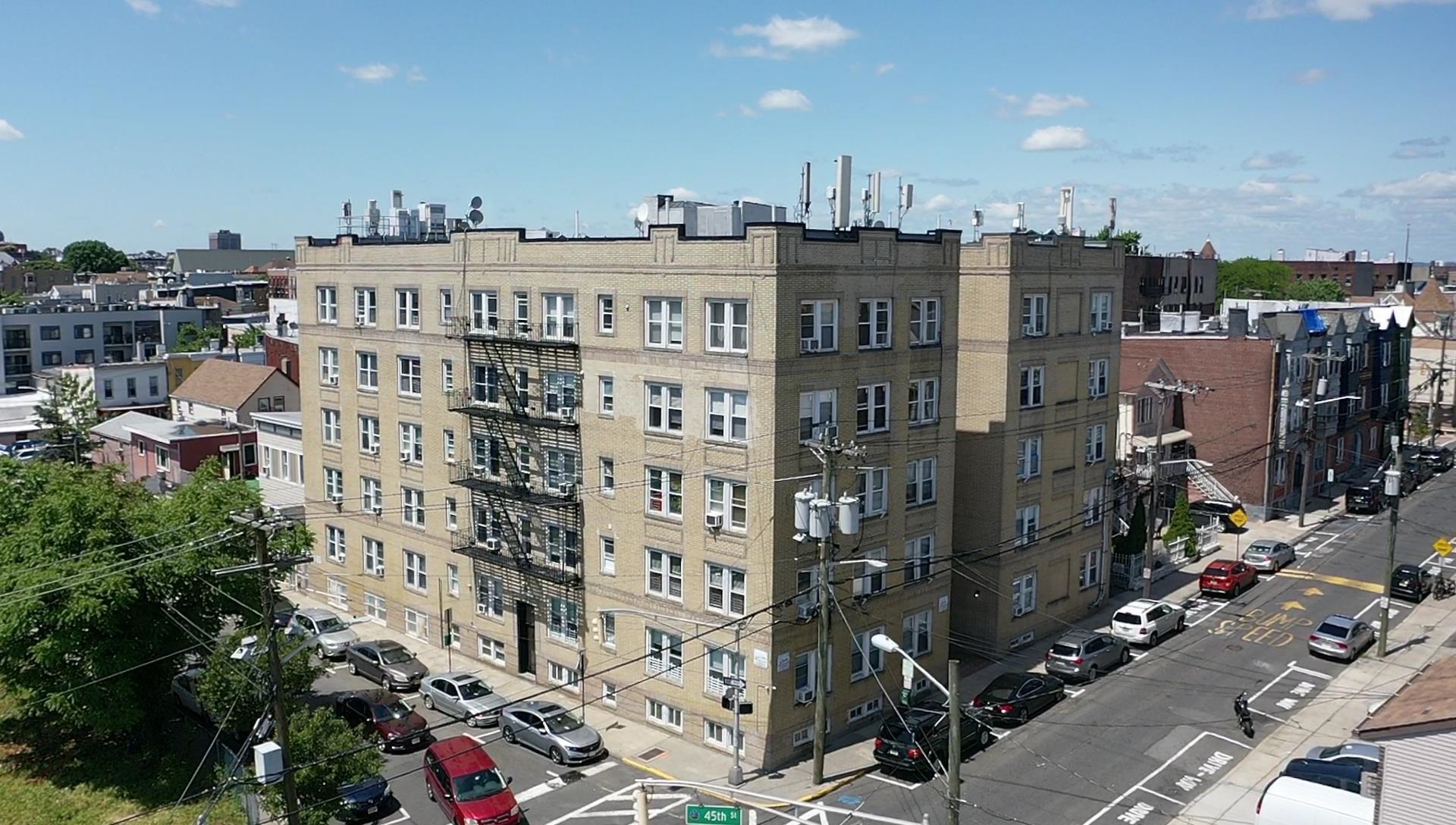 201 45th St #E2, Union City, New Jersey image 23
