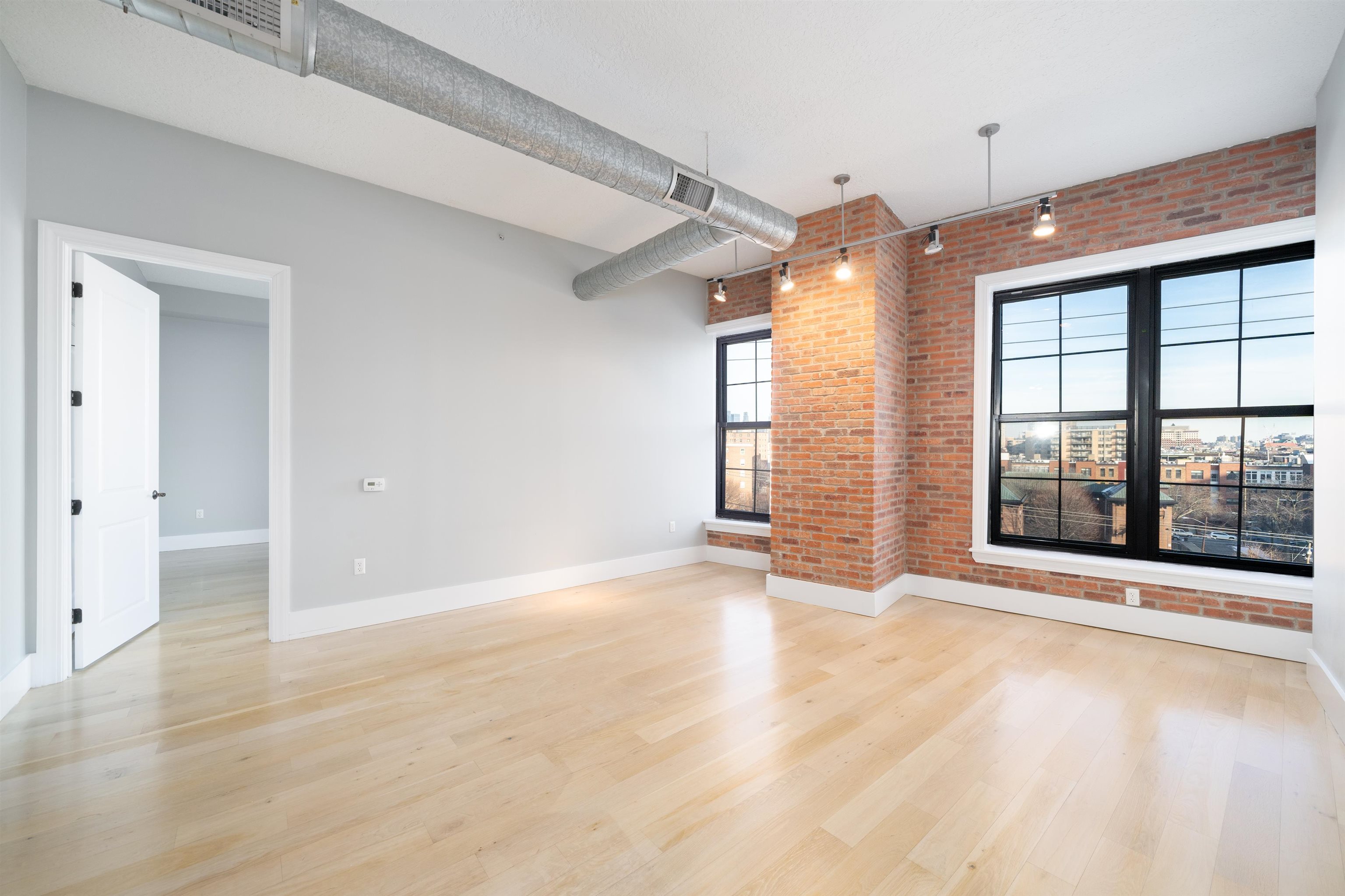 100 Paterson Plank Rd #517, Jersey City, New Jersey image 4