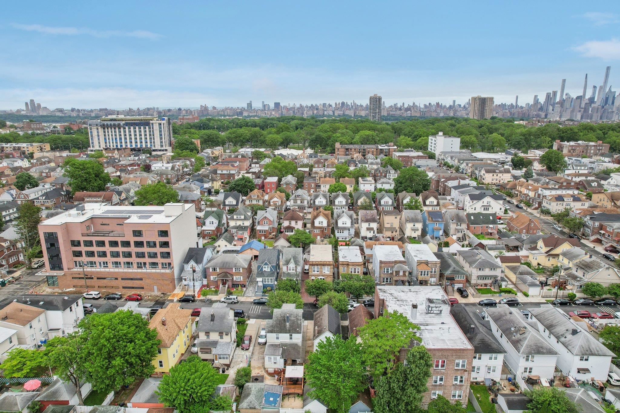 8307 4th Ave, North Bergen, New Jersey image 35