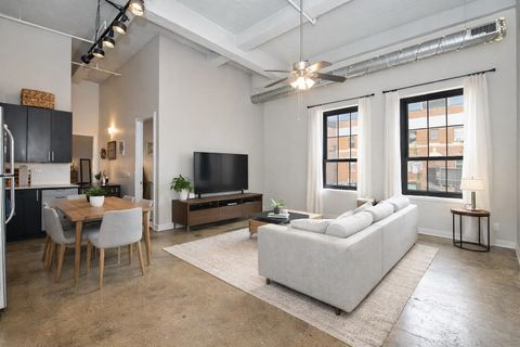 Condo For Sale - 325 Palisade Ave #3F<br/> Jersey City, NJ 07307