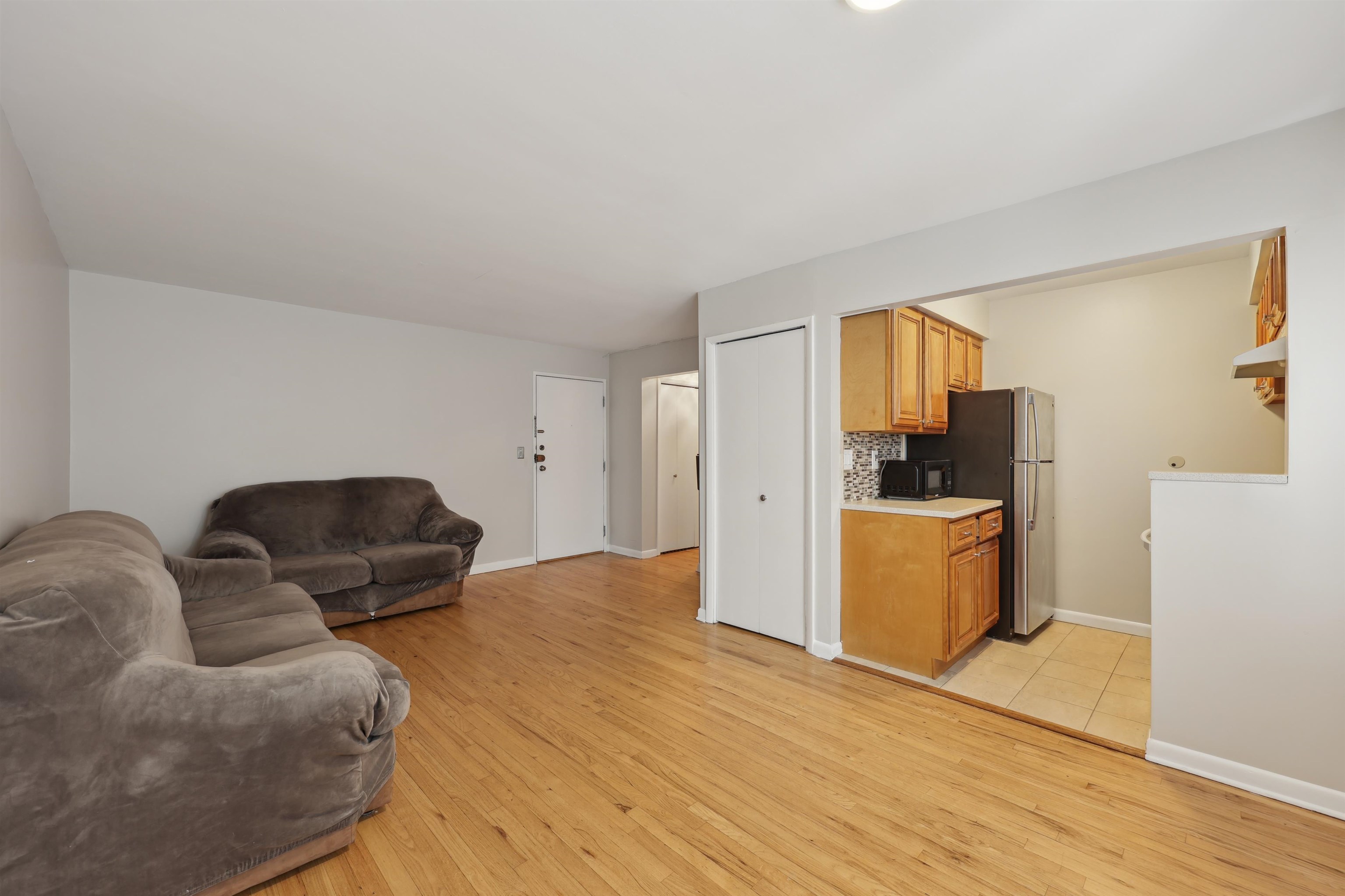 310 70th St #1D, Guttenberg, New Jersey image 12