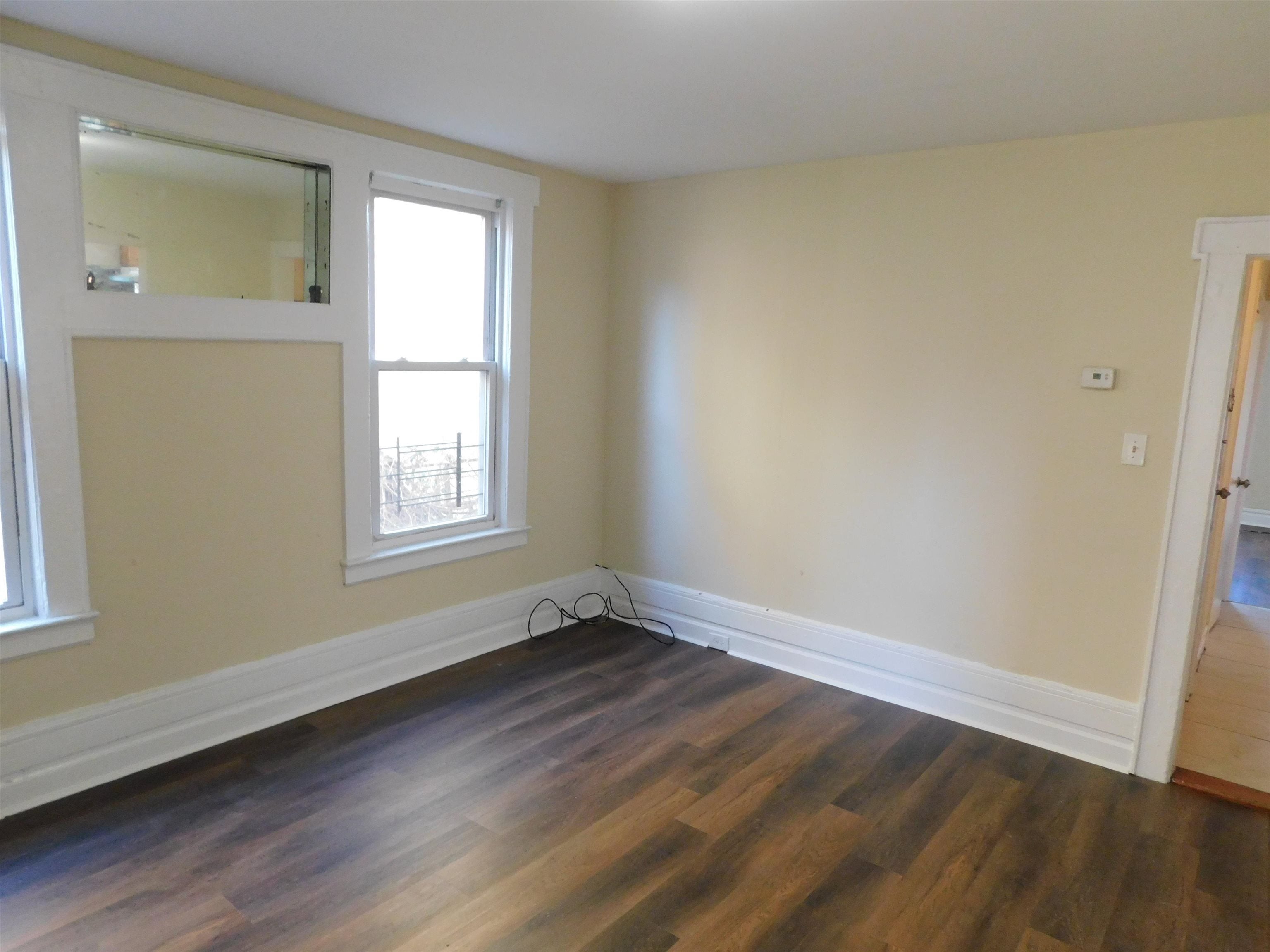 282 RENNER AVE 3