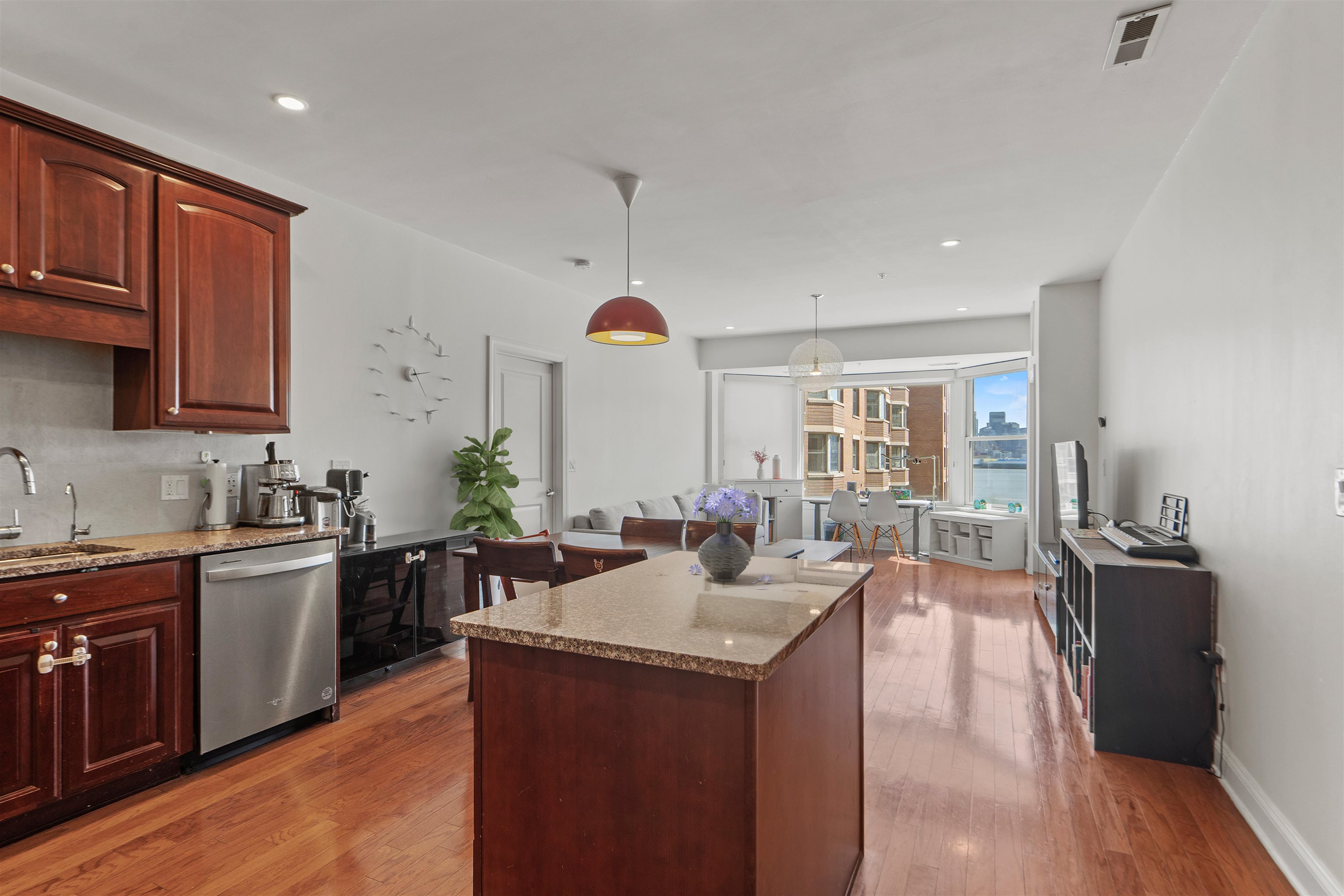 20 Avenue At Port Imperial #321, West New York, New Jersey image 3
