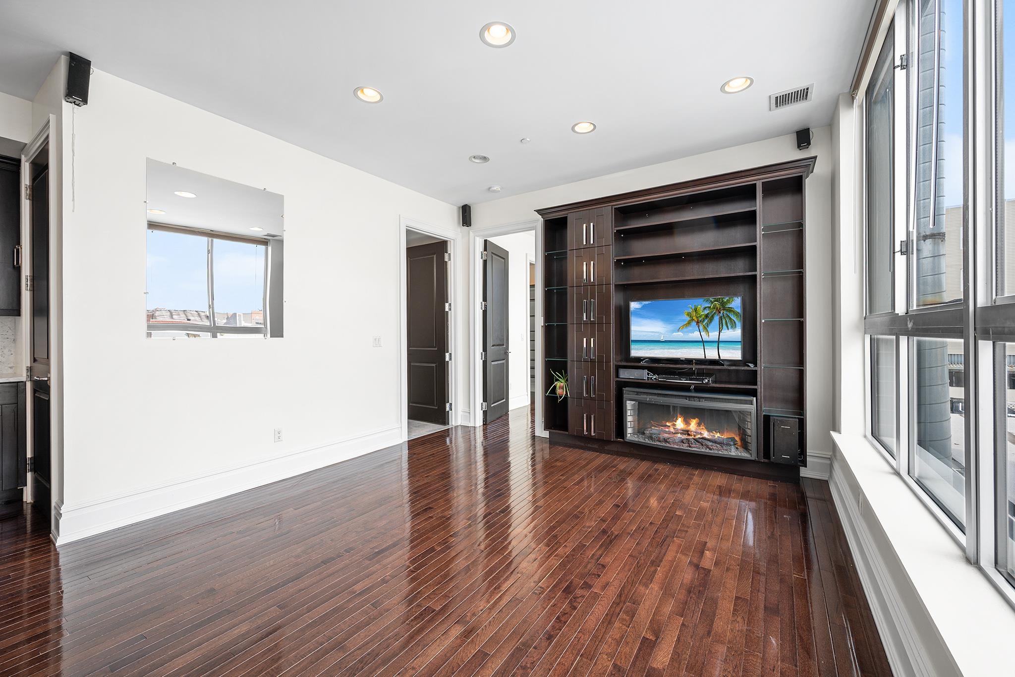 3121 Central Ave #2D, Union City, New Jersey image 12