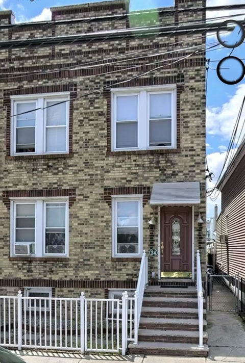 Homes For Rent - 34 West 13th St<br/> Bayonne, NJ 07002