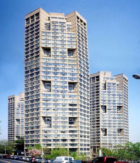 7002 Blvd East Unit 12 G, Guttenberg, NJ 07093 - MLS#: 250003037