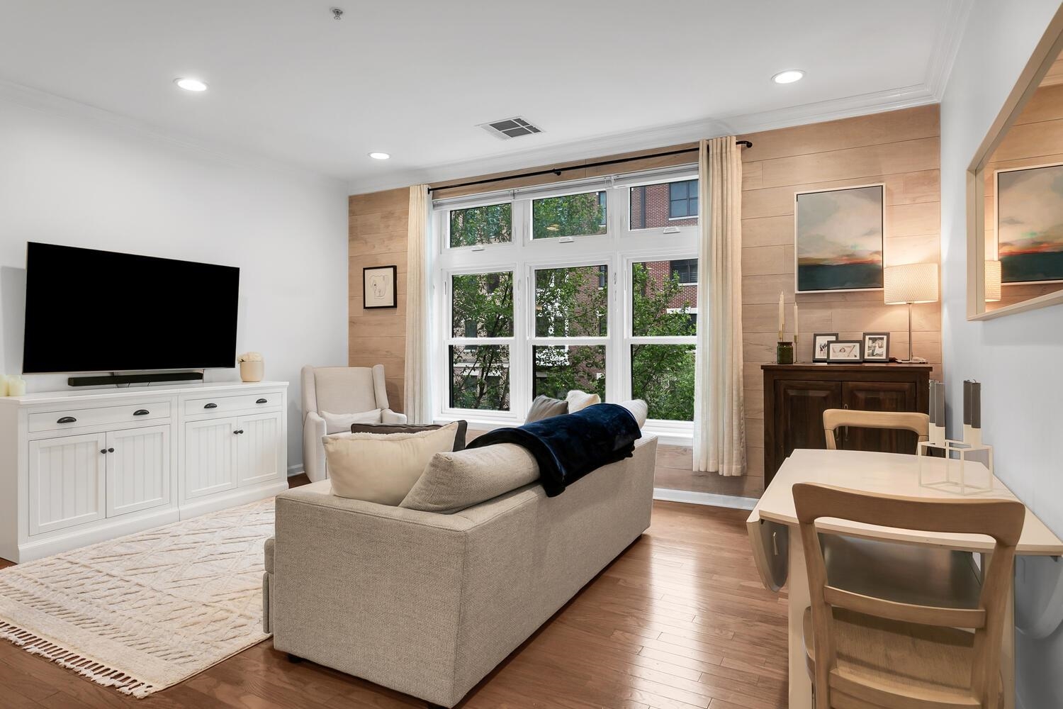 1200 Grand St #426, Hoboken, New Jersey image 2