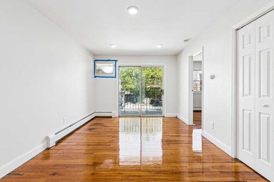 Jersey City, Heights, New Jersey 07307, United States, 3 Bedrooms Bedrooms, ,2 BathroomsBathrooms,Residential,Active,156902