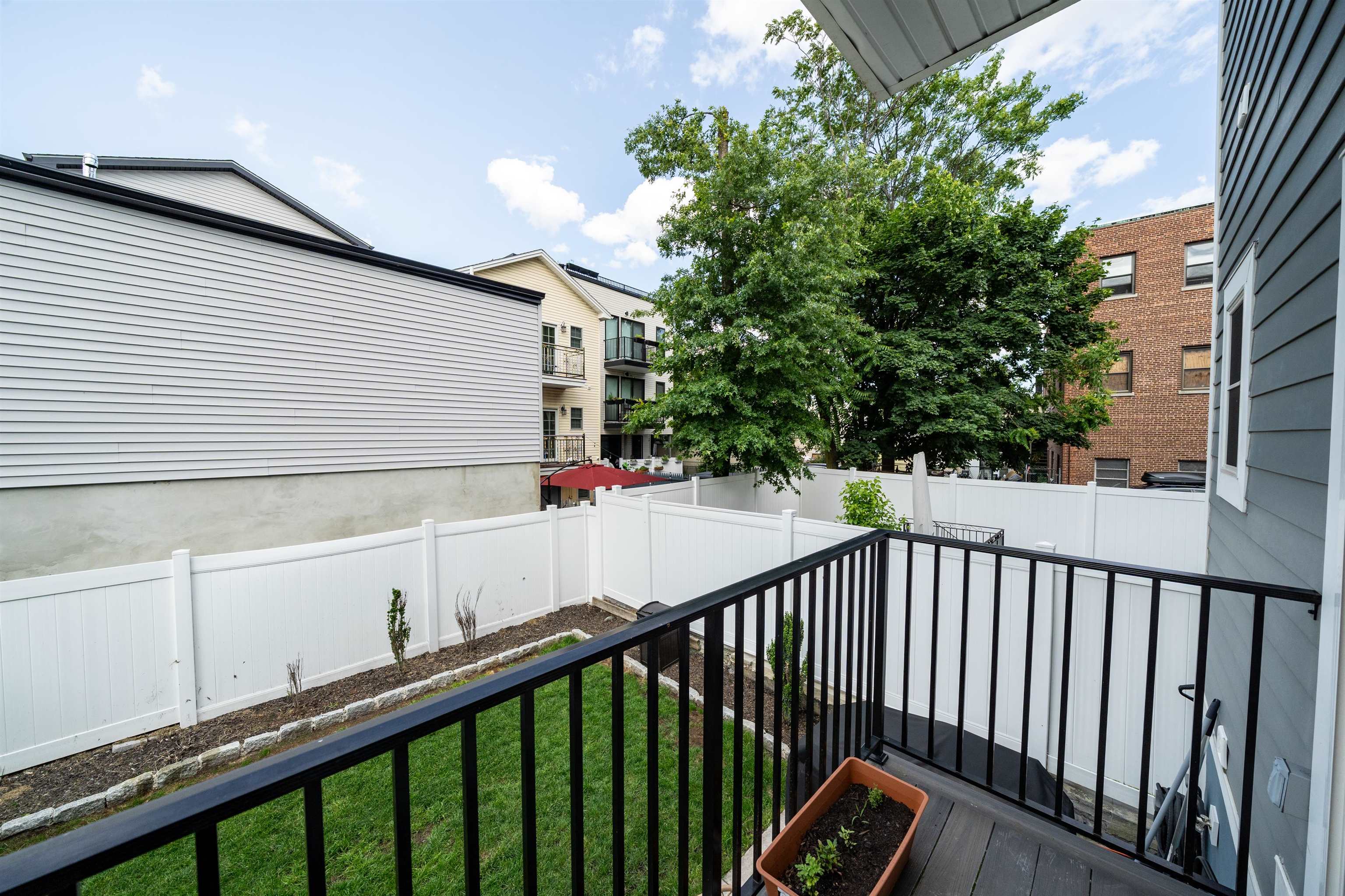 84 Ferry St #2, Jersey City, New Jersey image 24
