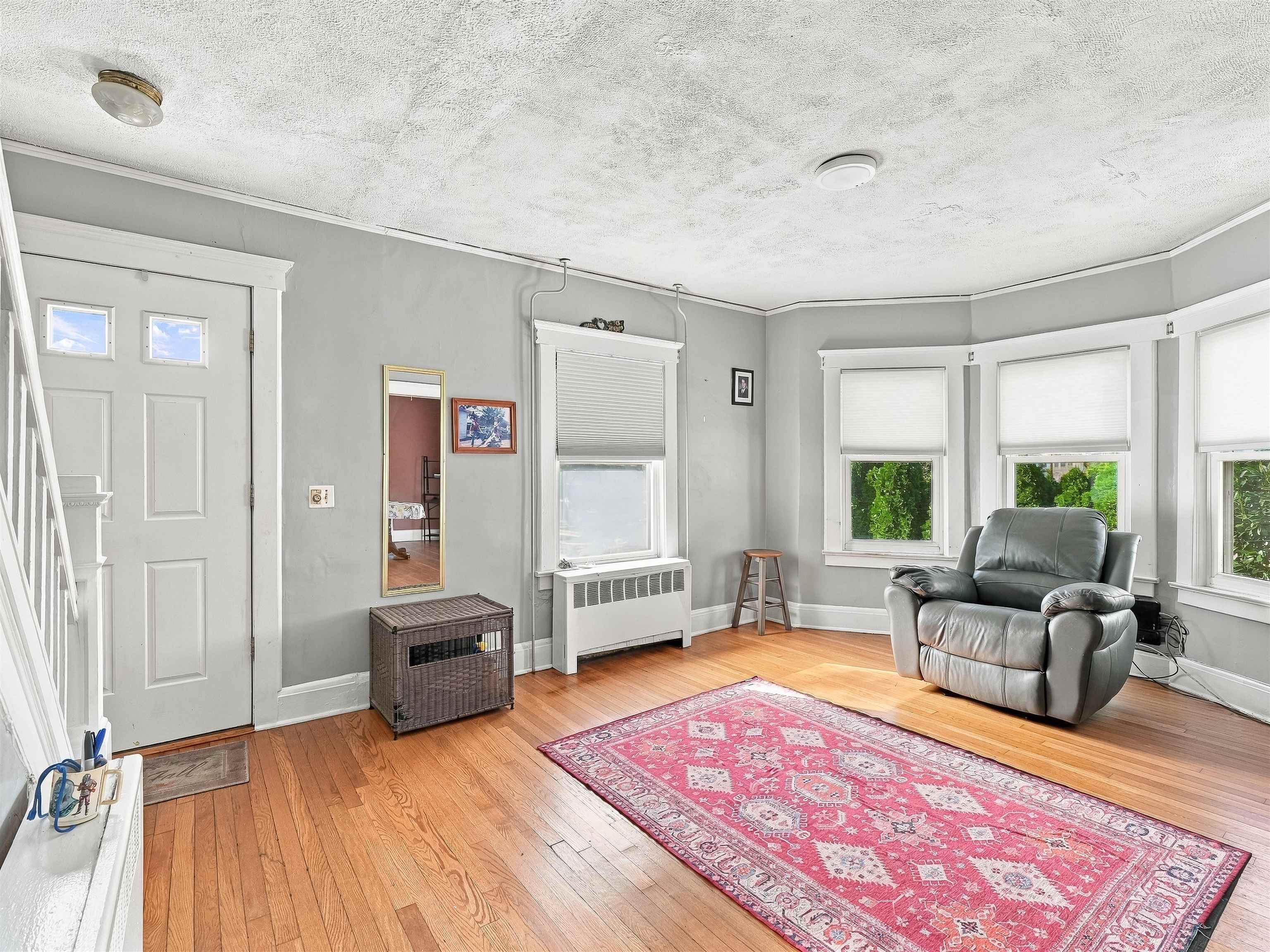 515 ELM ST