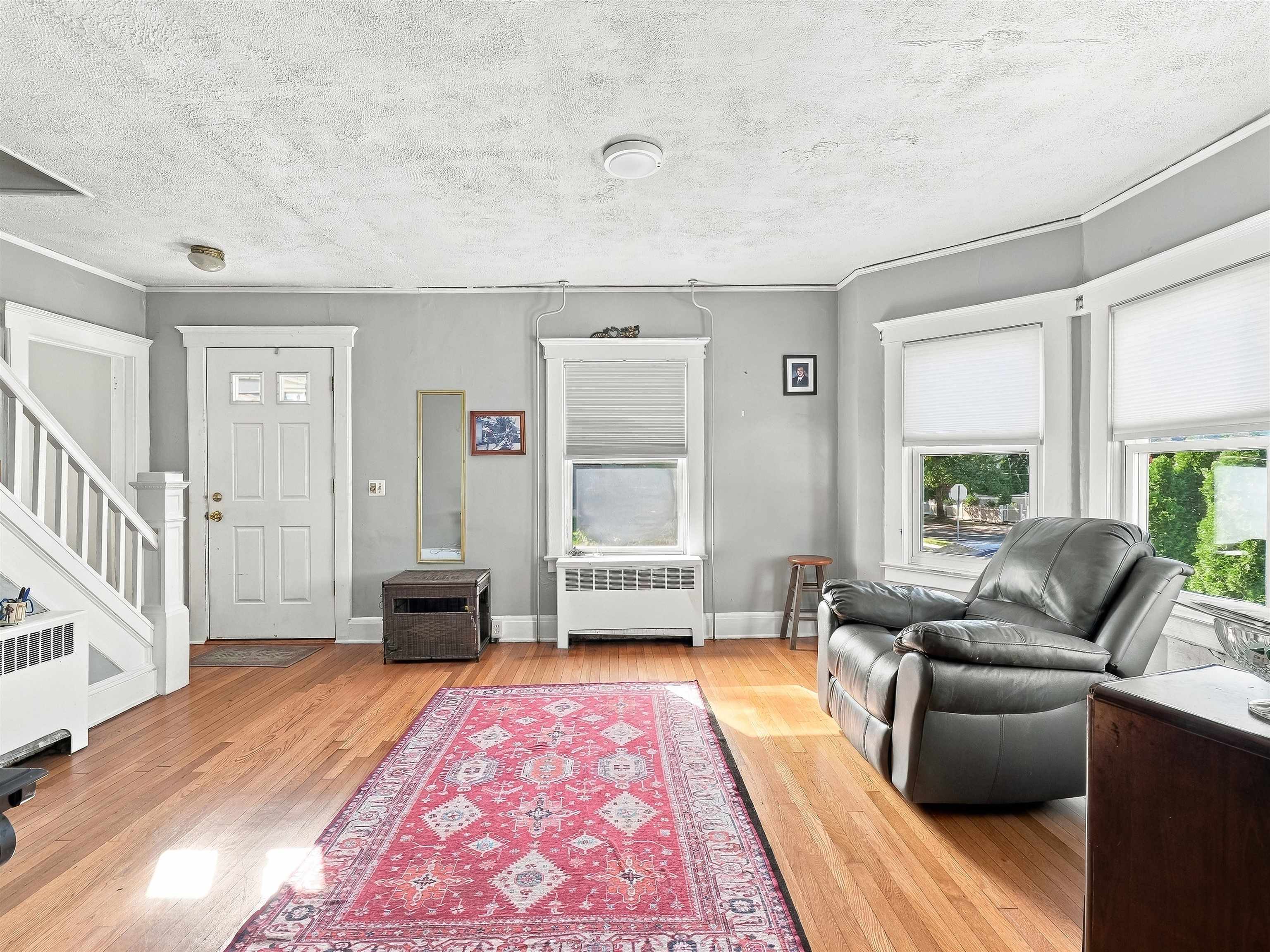 515 ELM ST