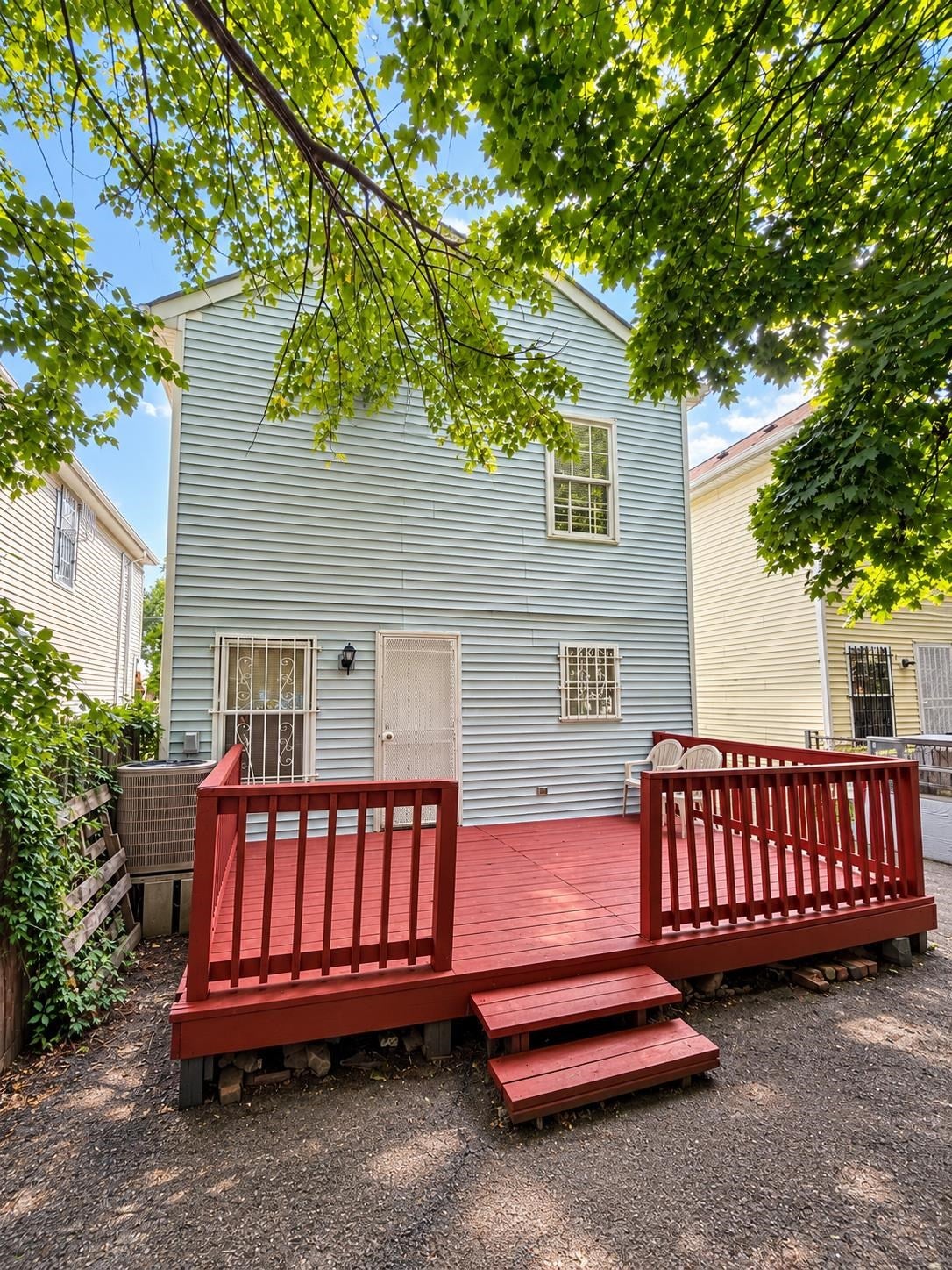 92 MYRTLE AVE