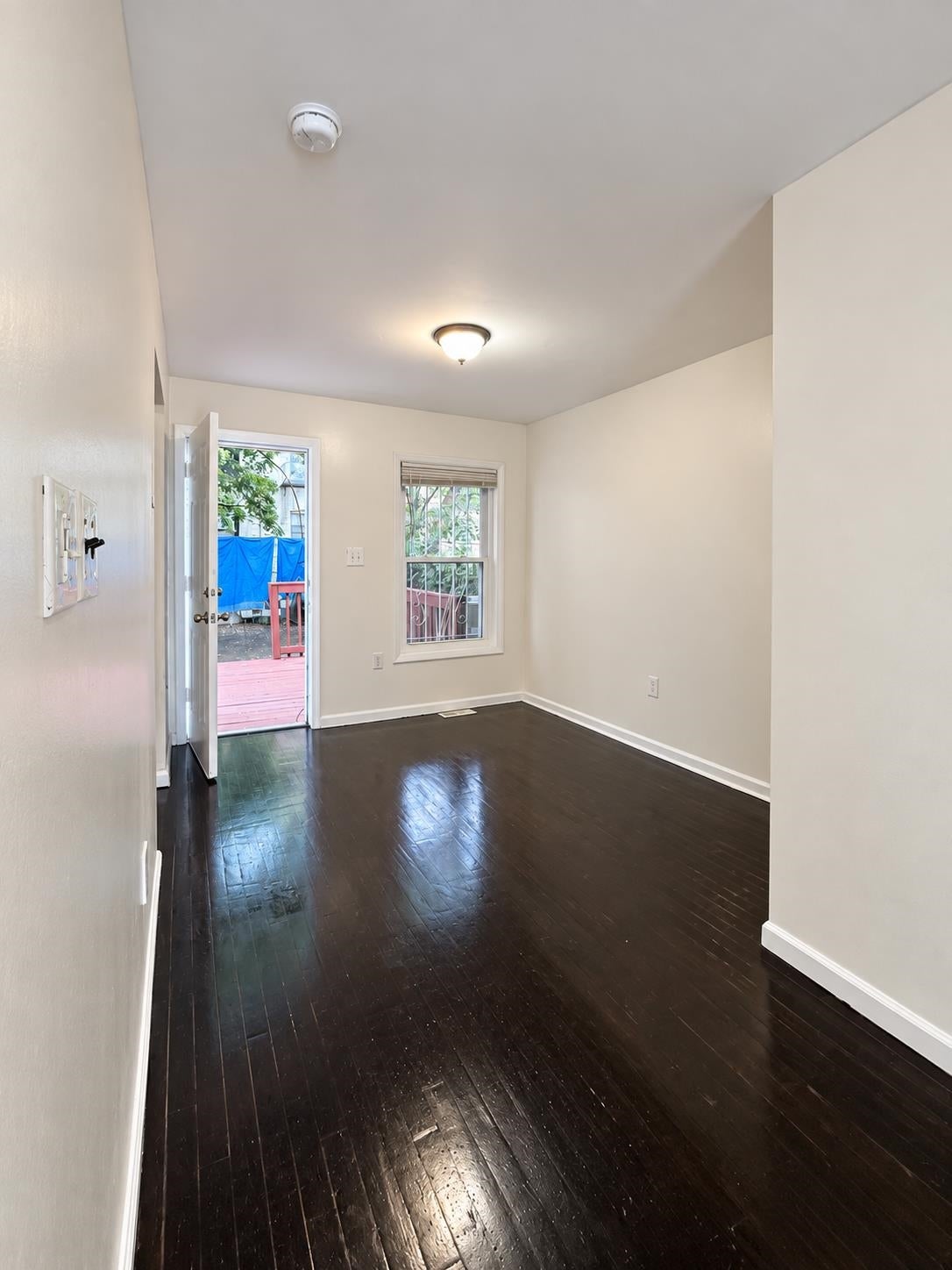 92 MYRTLE AVE