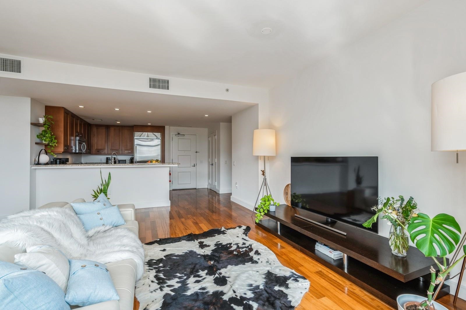 8100 River Rd #612, North Bergen, New Jersey image 5