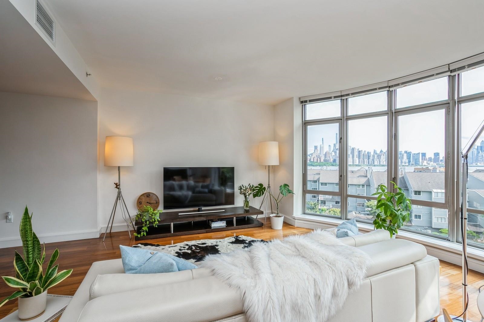 8100 River Rd #612, North Bergen, New Jersey image 9