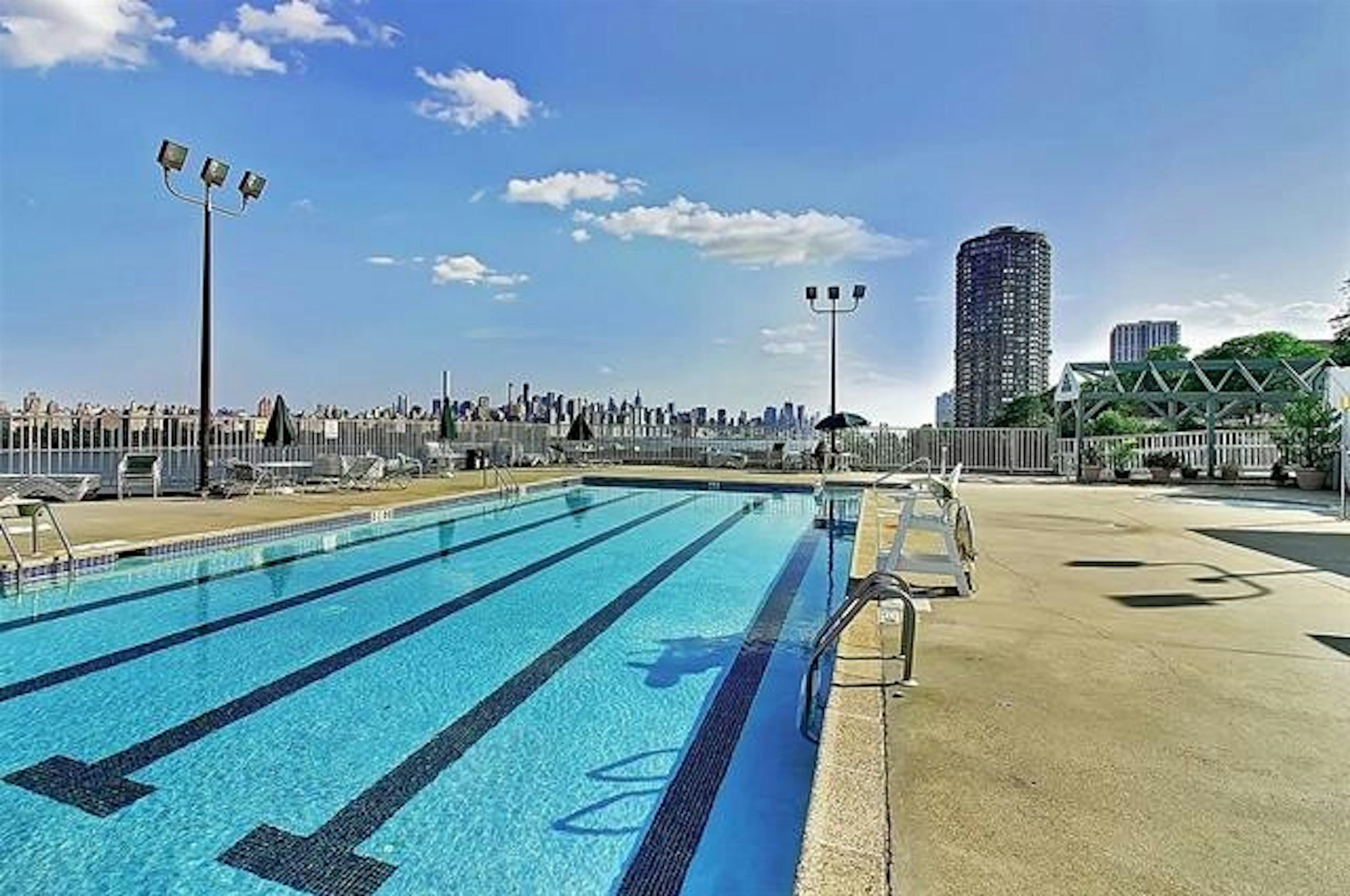 8350 Blvd East #2C, North Bergen, New Jersey image 1
