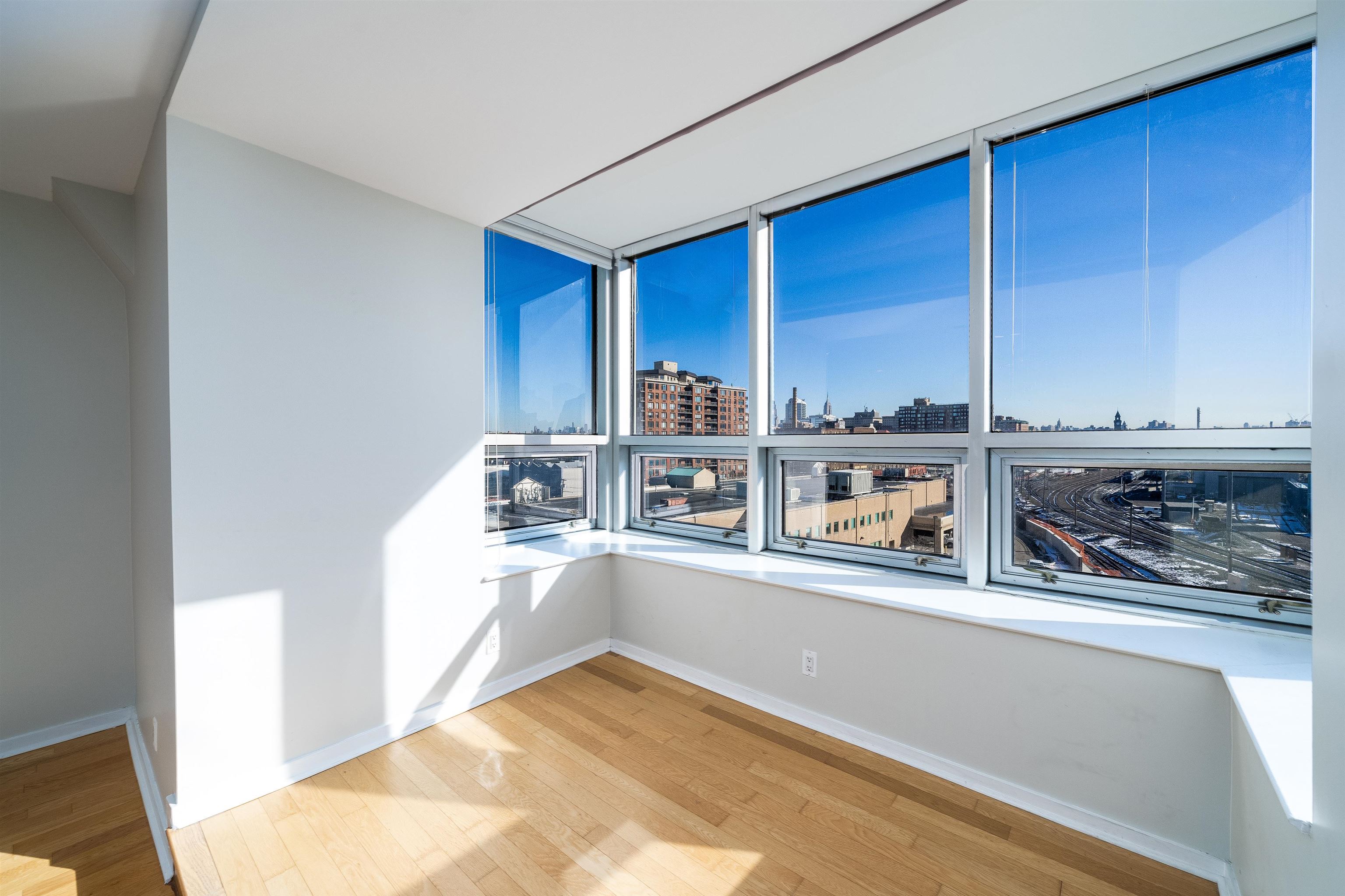 689 Luis M Marin Blvd #706, Jersey City, New Jersey image 3