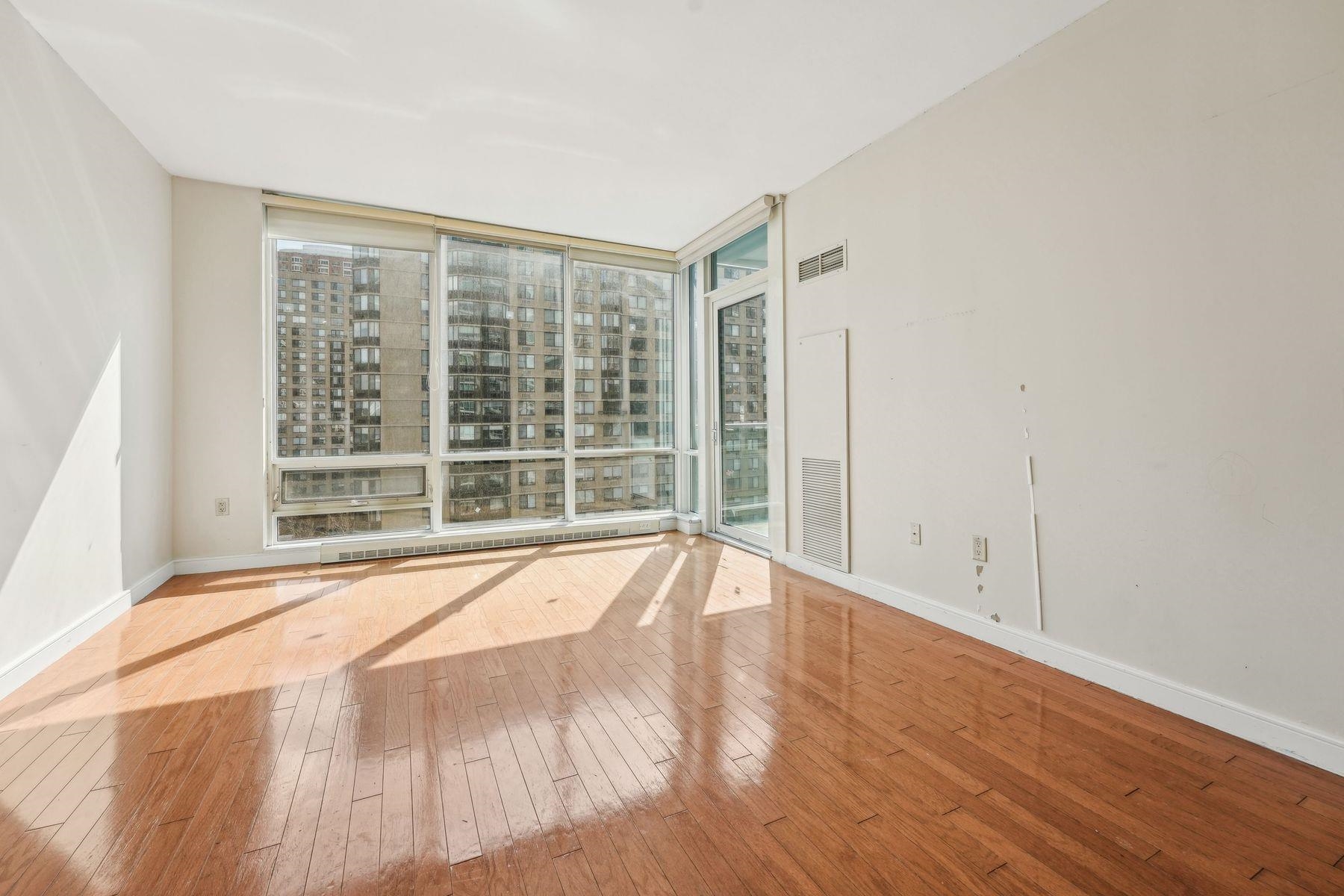 20 Newport Parkway #1006, Jersey City, New Jersey image 1