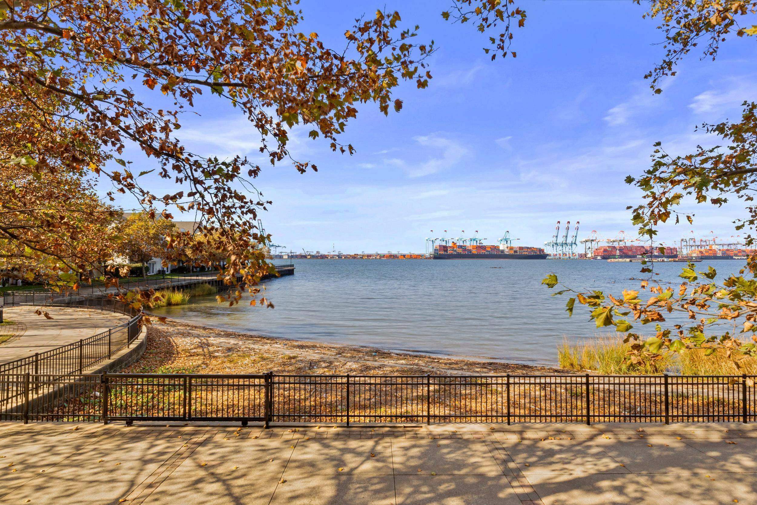 44 Boatworks Dr, Bayonne, New Jersey image 27