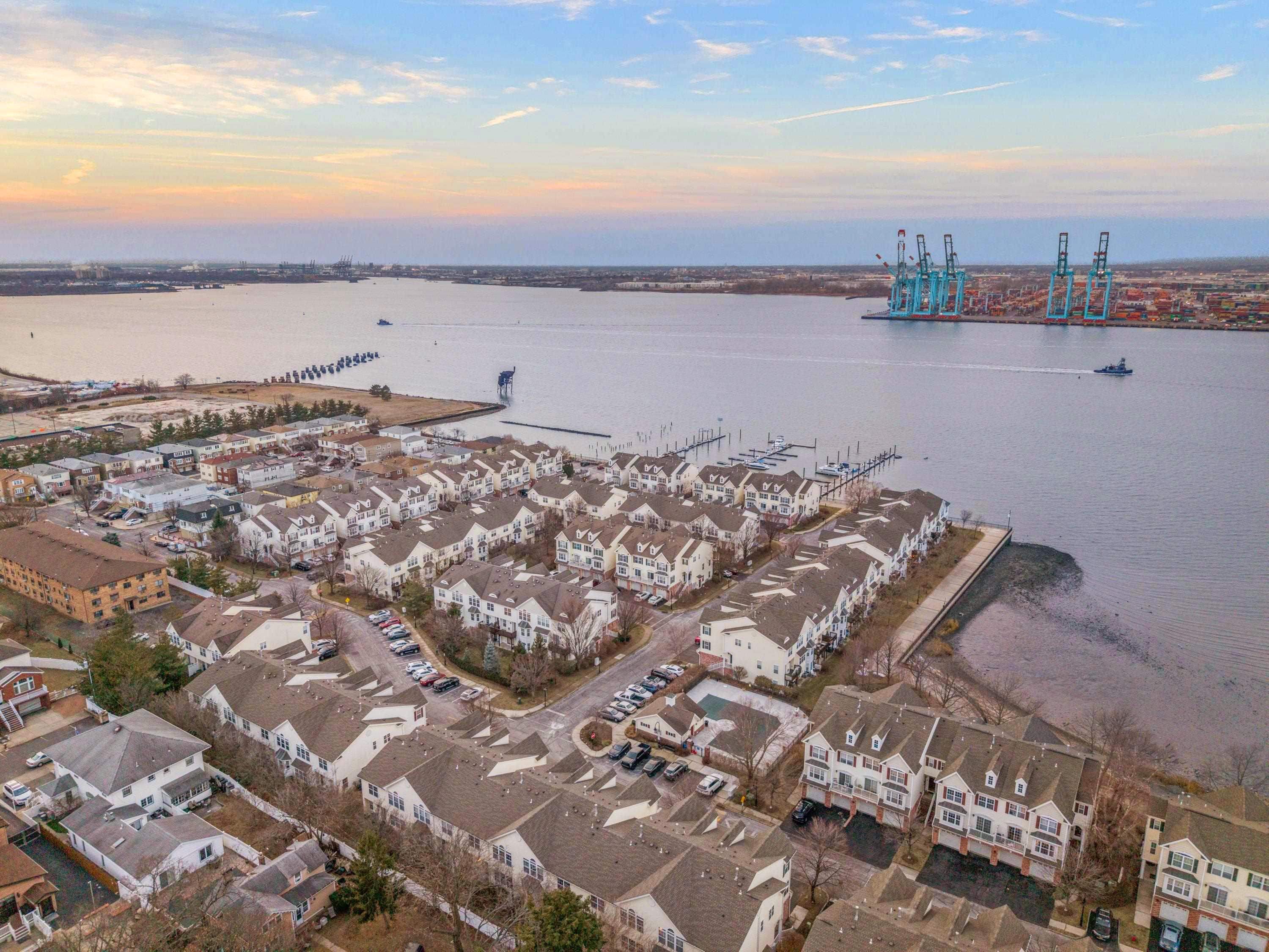 44 Boatworks Dr, Bayonne, New Jersey image 31