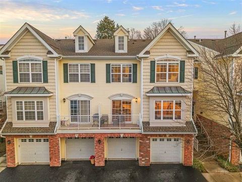 44 Boatworks Dr, Bayonne, NJ 07002 - MLS#: 250001962