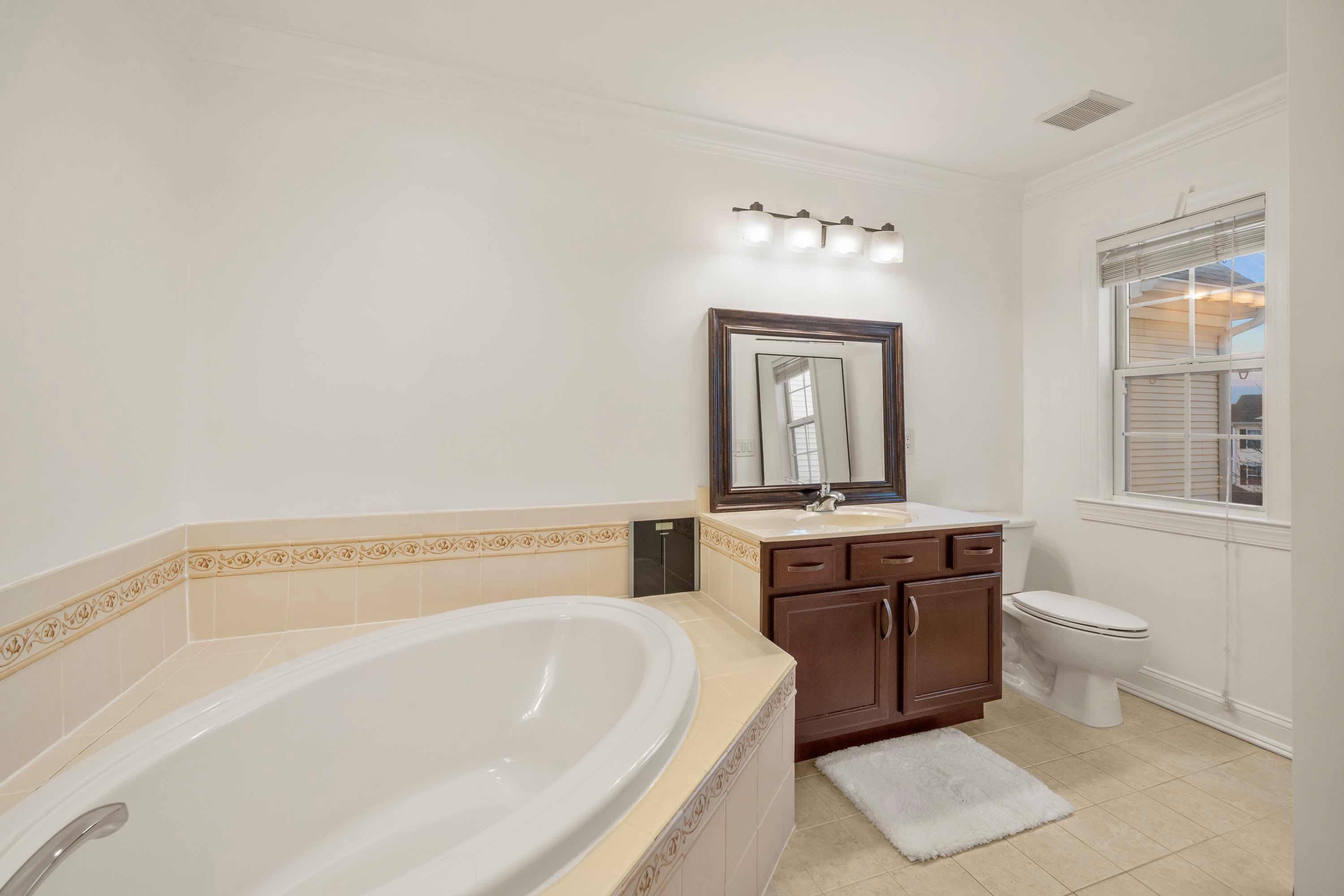 44 Boatworks Dr, Bayonne, New Jersey image 14