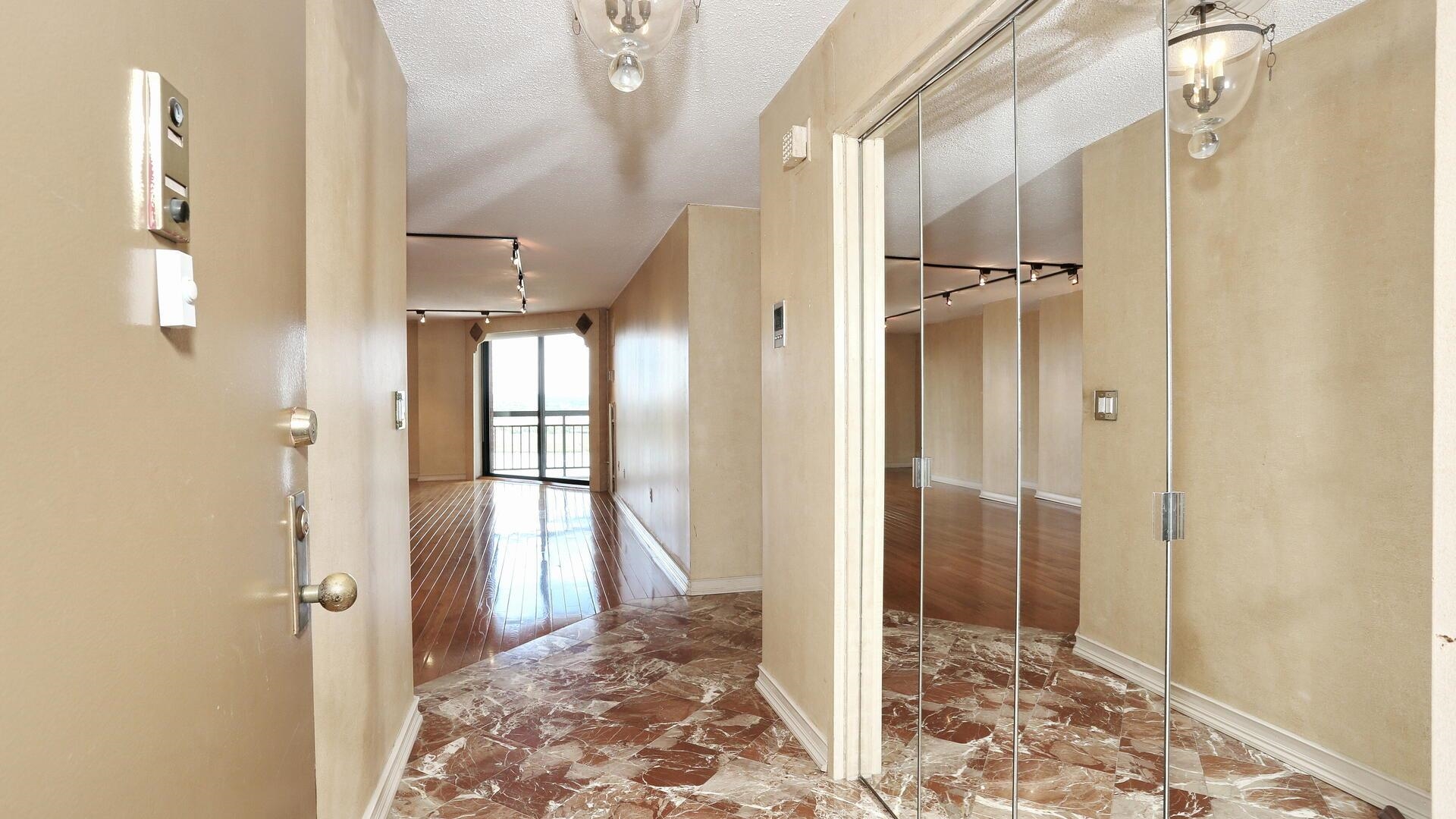 1608 Harmon Cove Tower #1608, Secaucus, New Jersey image 9