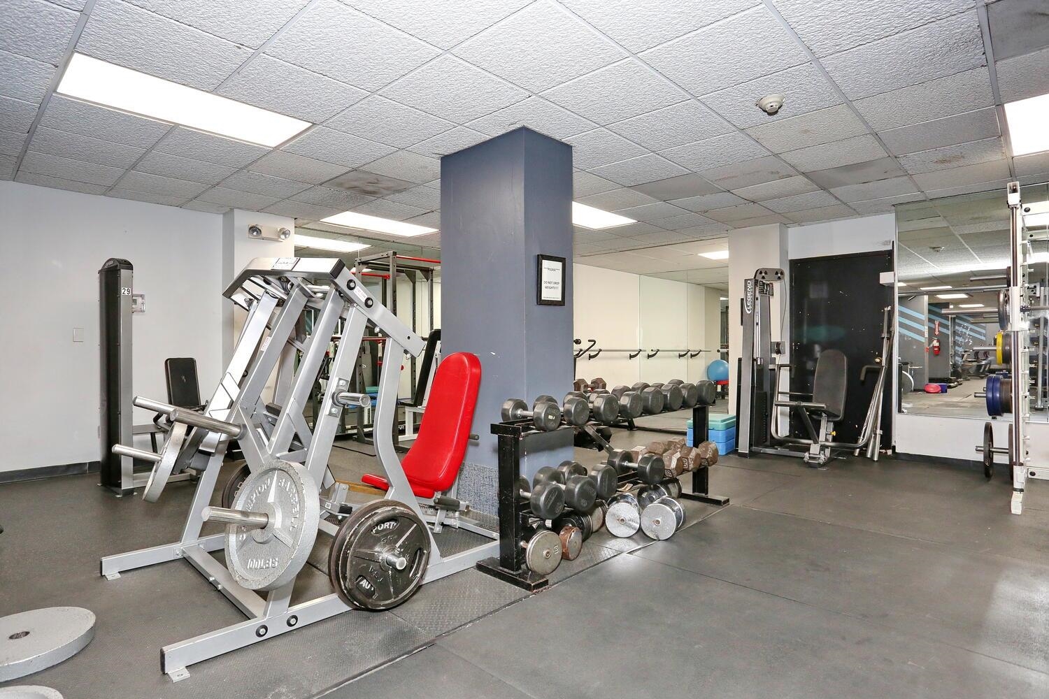 1608 Harmon Cove Tower #1608, Secaucus, New Jersey image 35