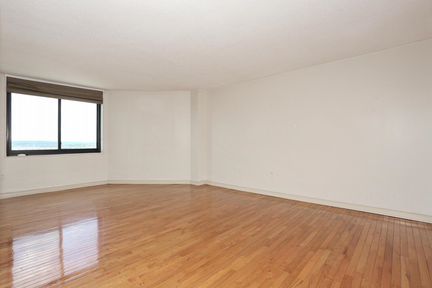 1608 Harmon Cove Tower #1608, Secaucus, New Jersey image 23