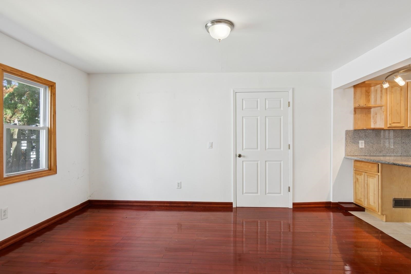 16 Hazel Ave, Livingston, New Jersey image 12