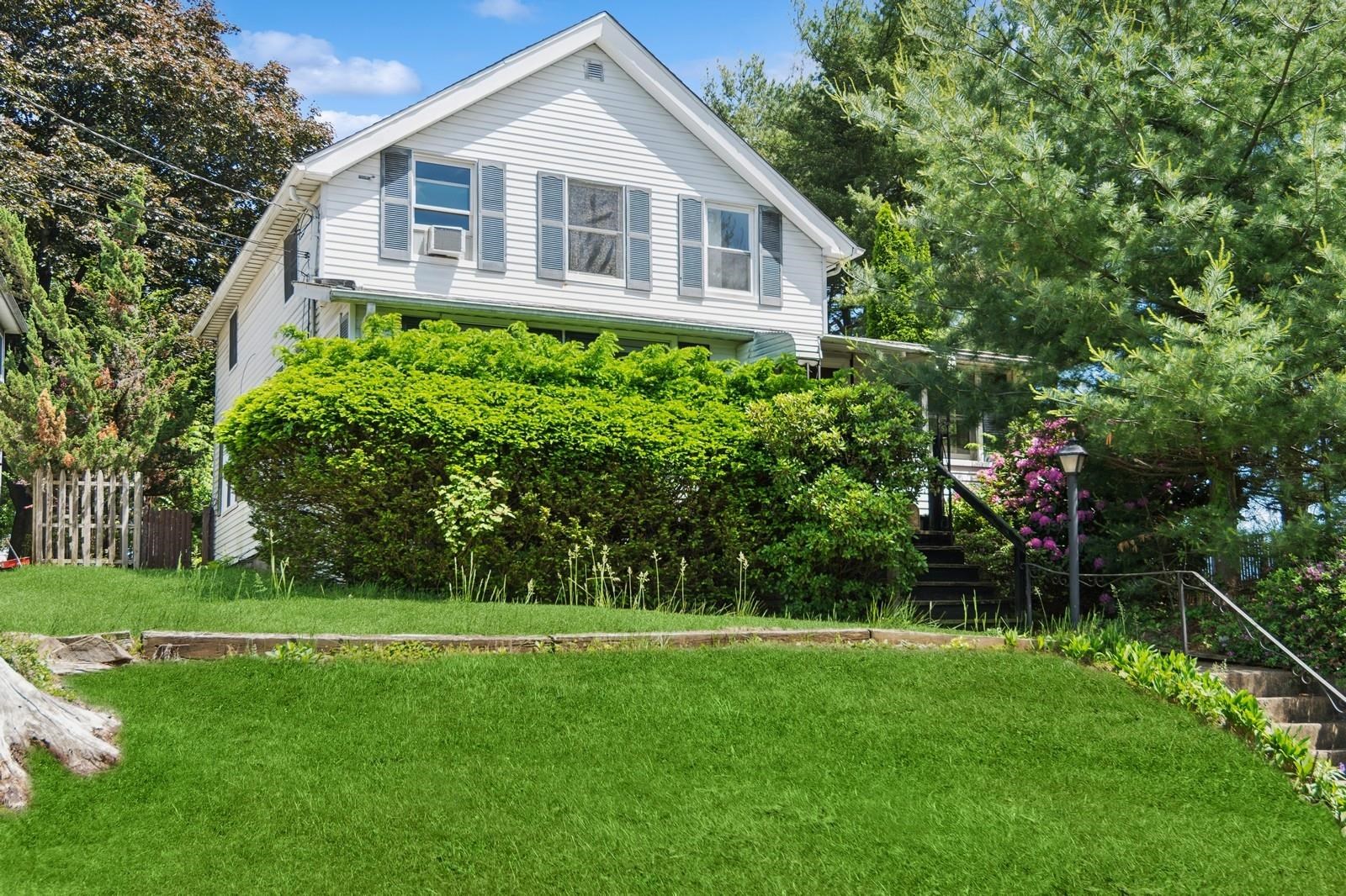 16 Hazel Ave, Livingston, New Jersey image 35