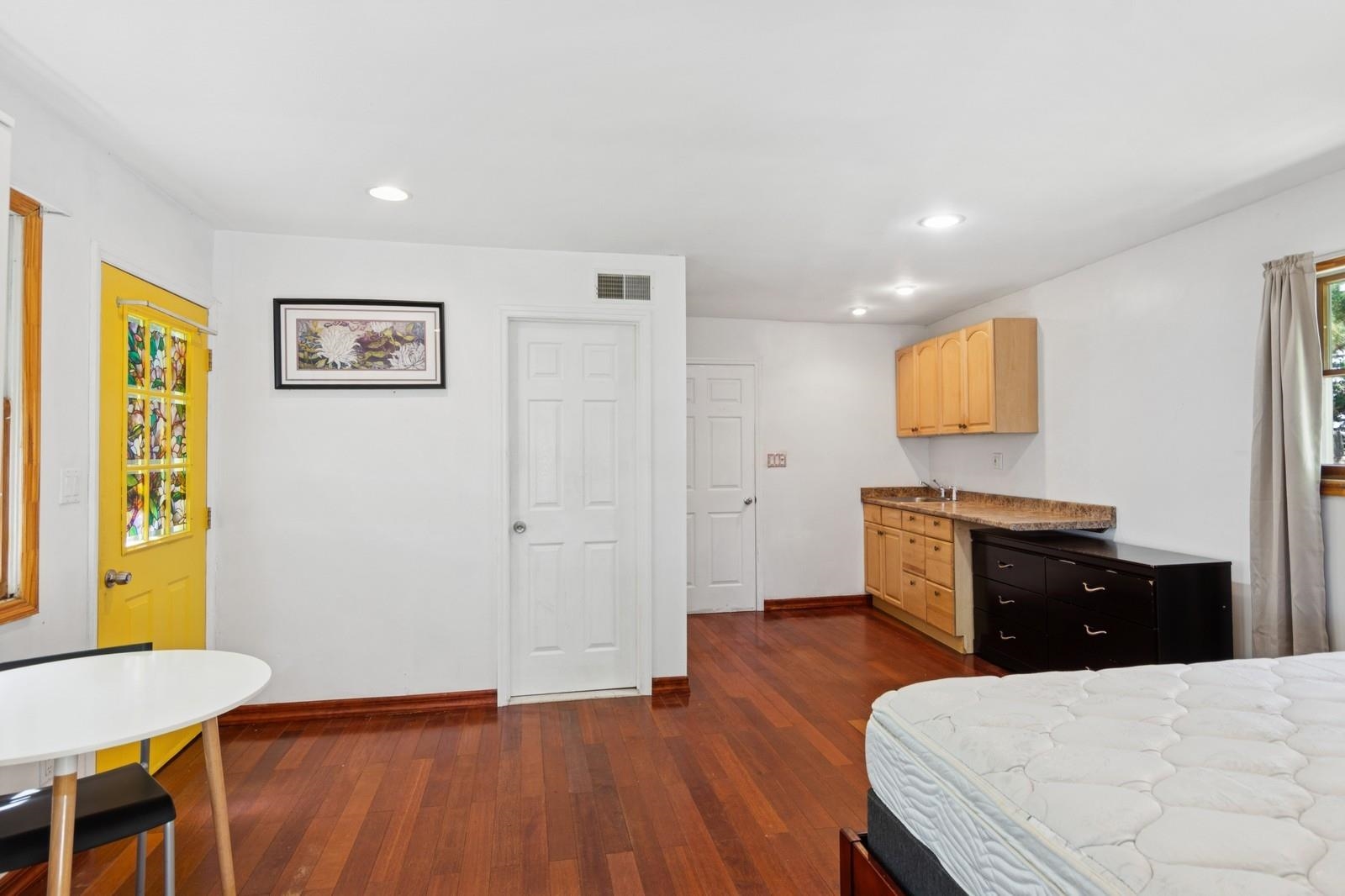 16 Hazel Ave, Livingston, New Jersey image 28
