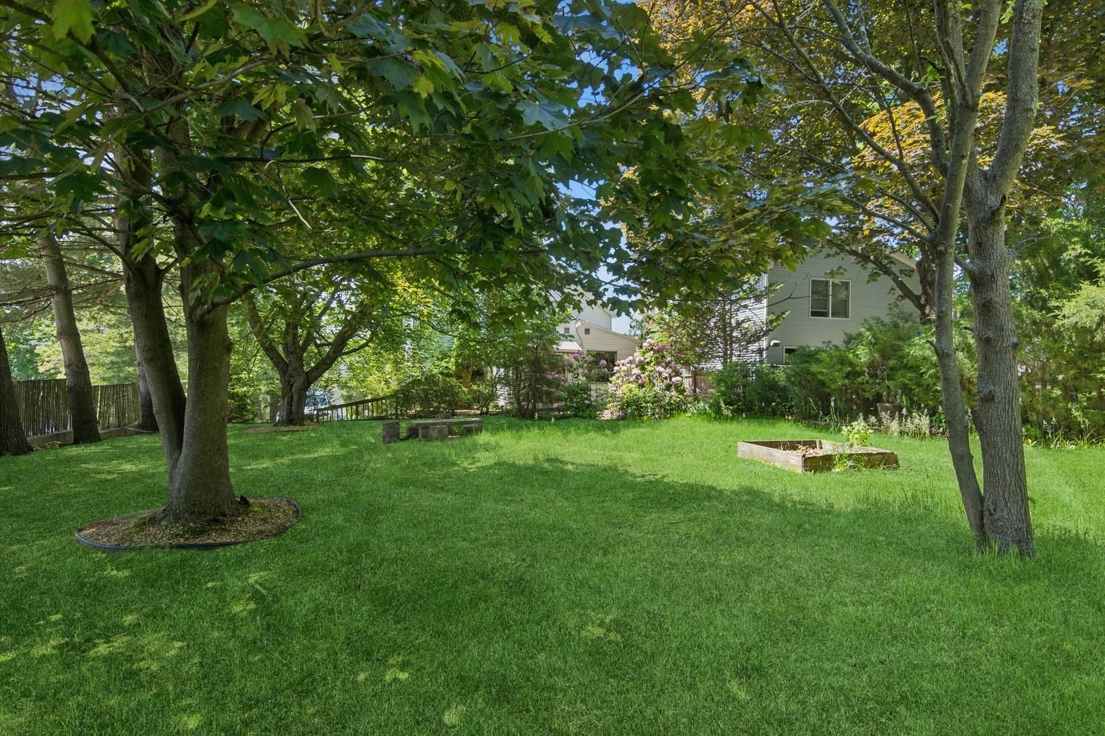 16 Hazel Ave, Livingston, New Jersey image 32
