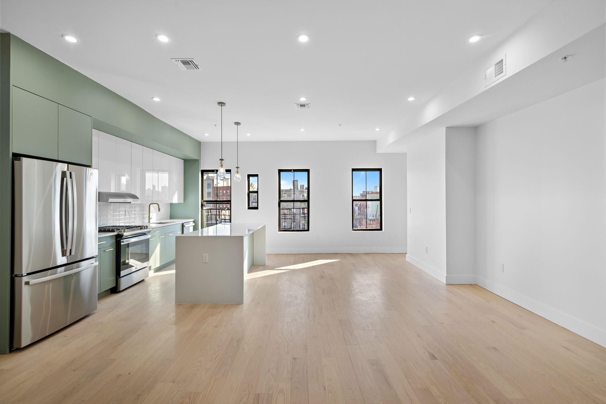 322 3rd St #4, Jersey City, New Jersey image 7