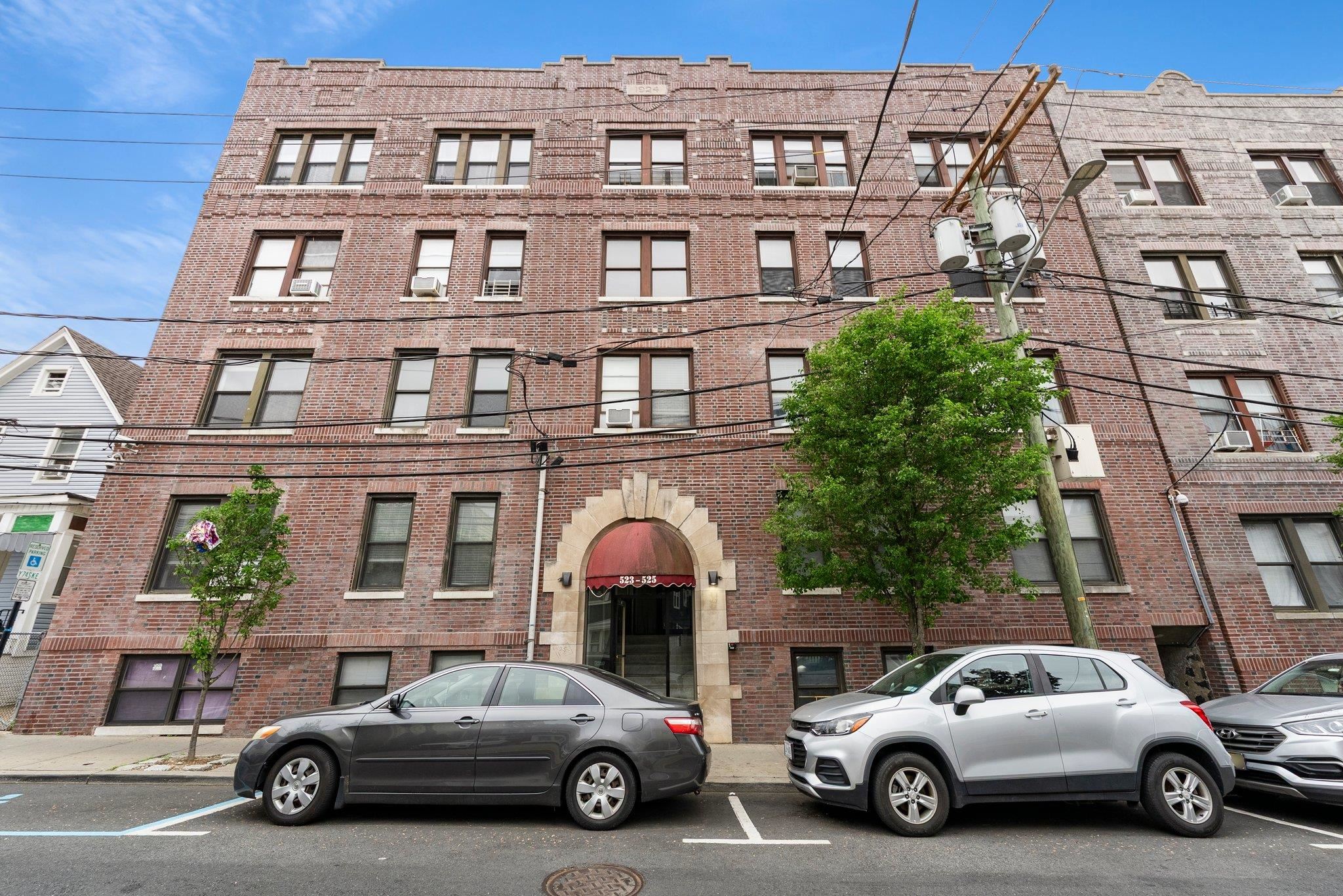 523 34th St #C6, Union City, New Jersey image 1