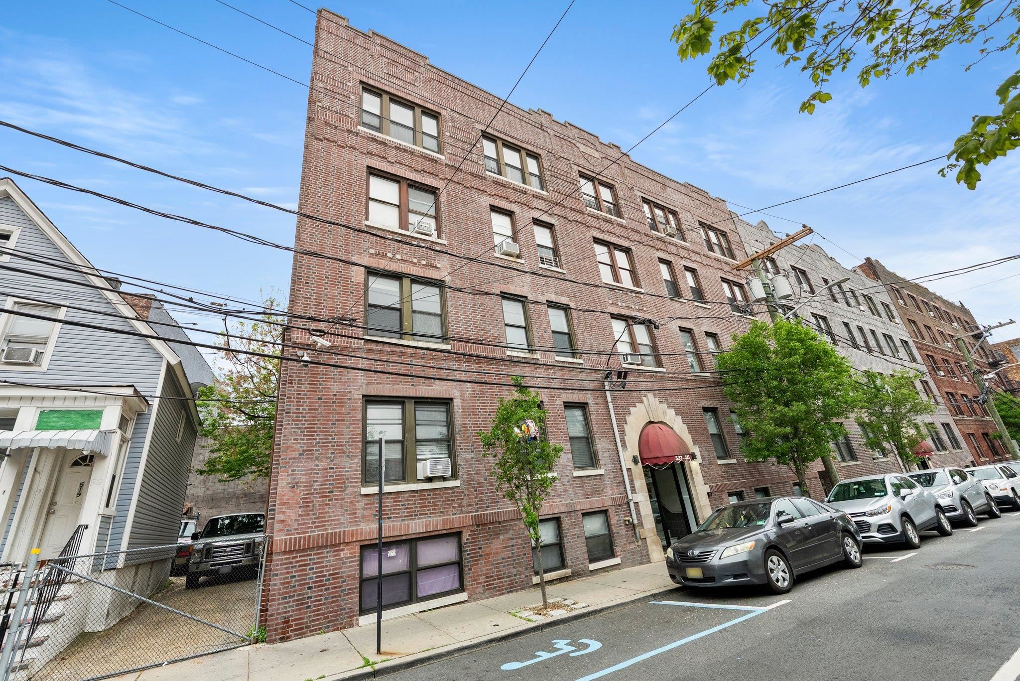 523 34th St #C6, Union City, New Jersey image 2