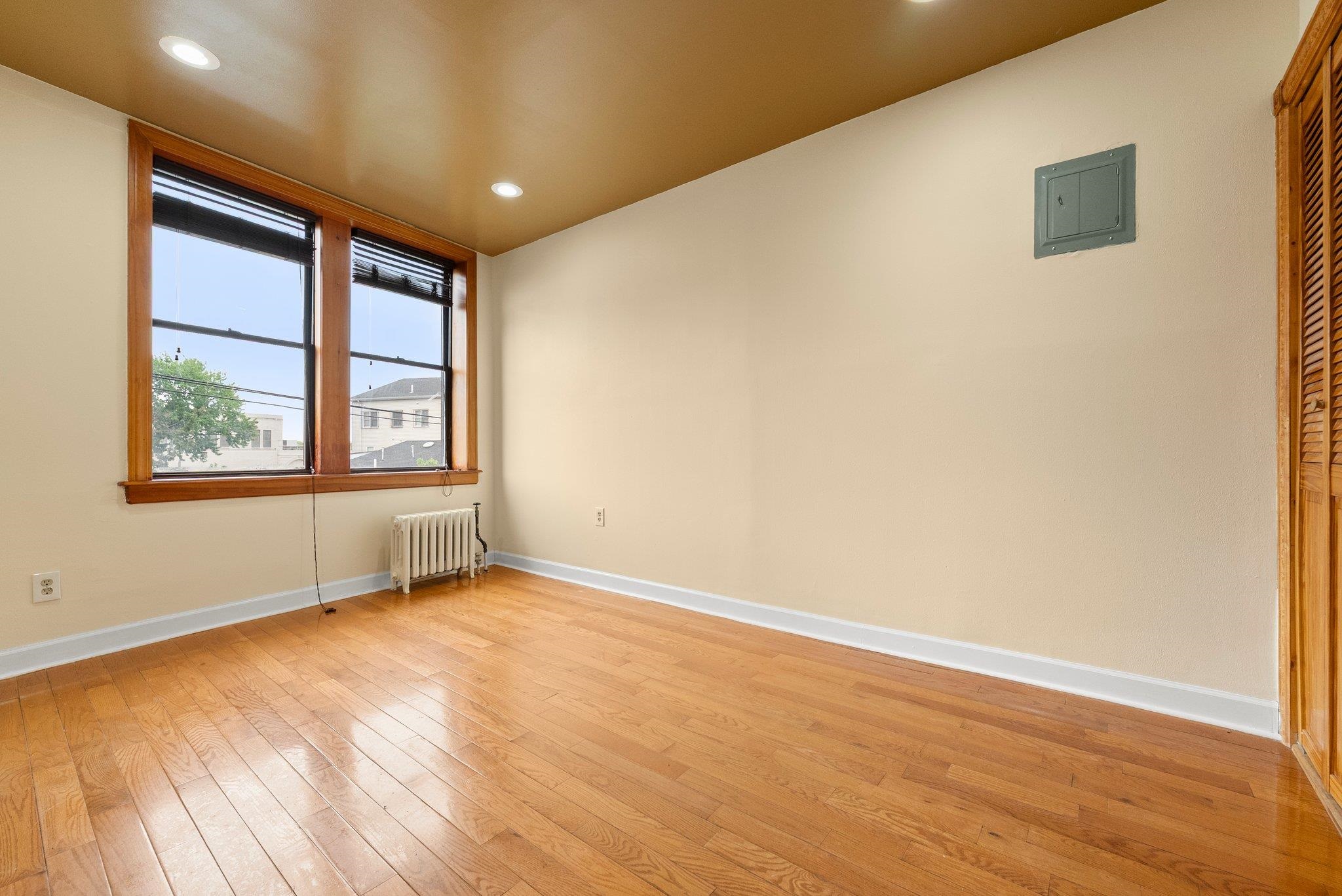 523 34th St #C6, Union City, New Jersey image 9