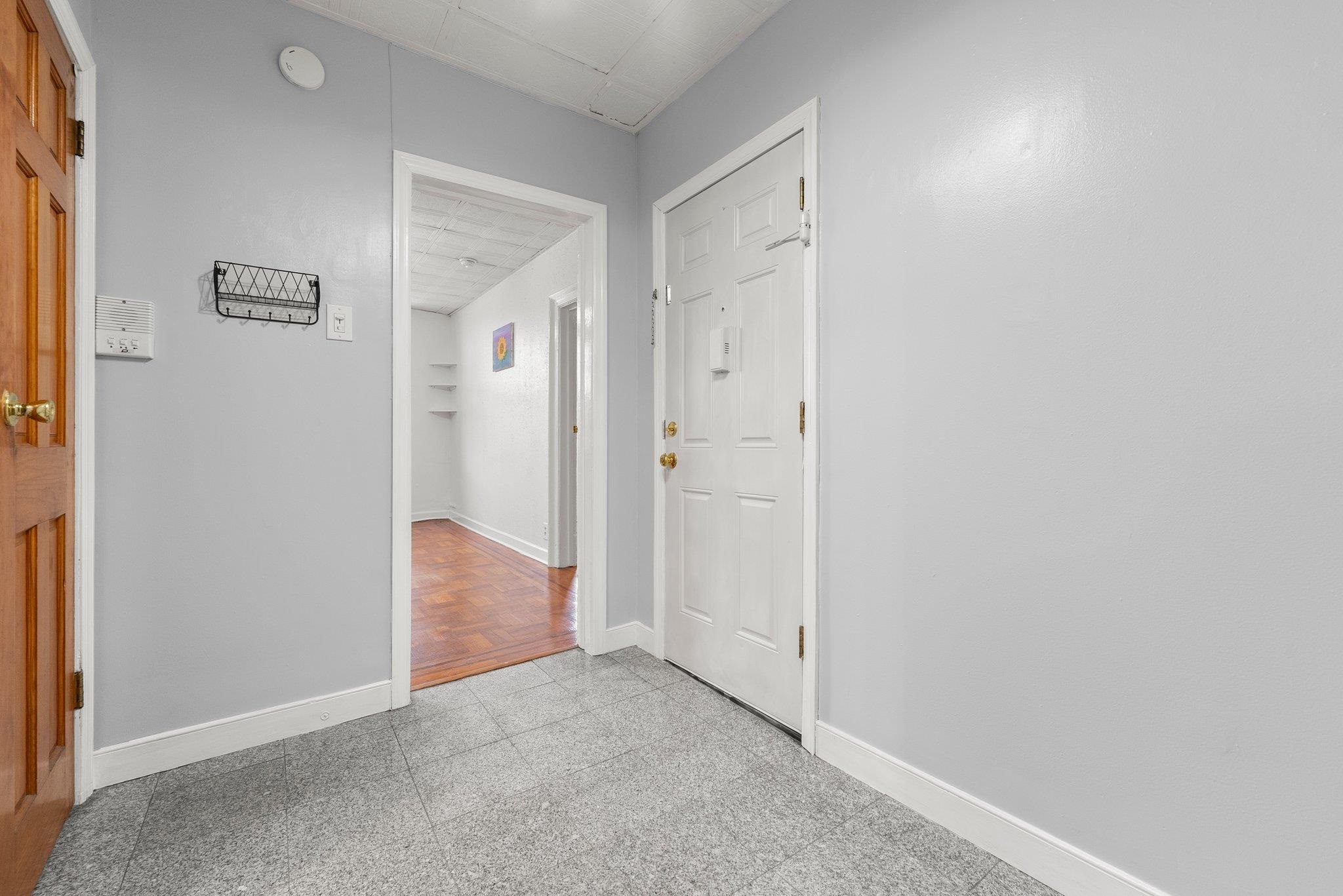 523 34th St #C6, Union City, New Jersey image 4