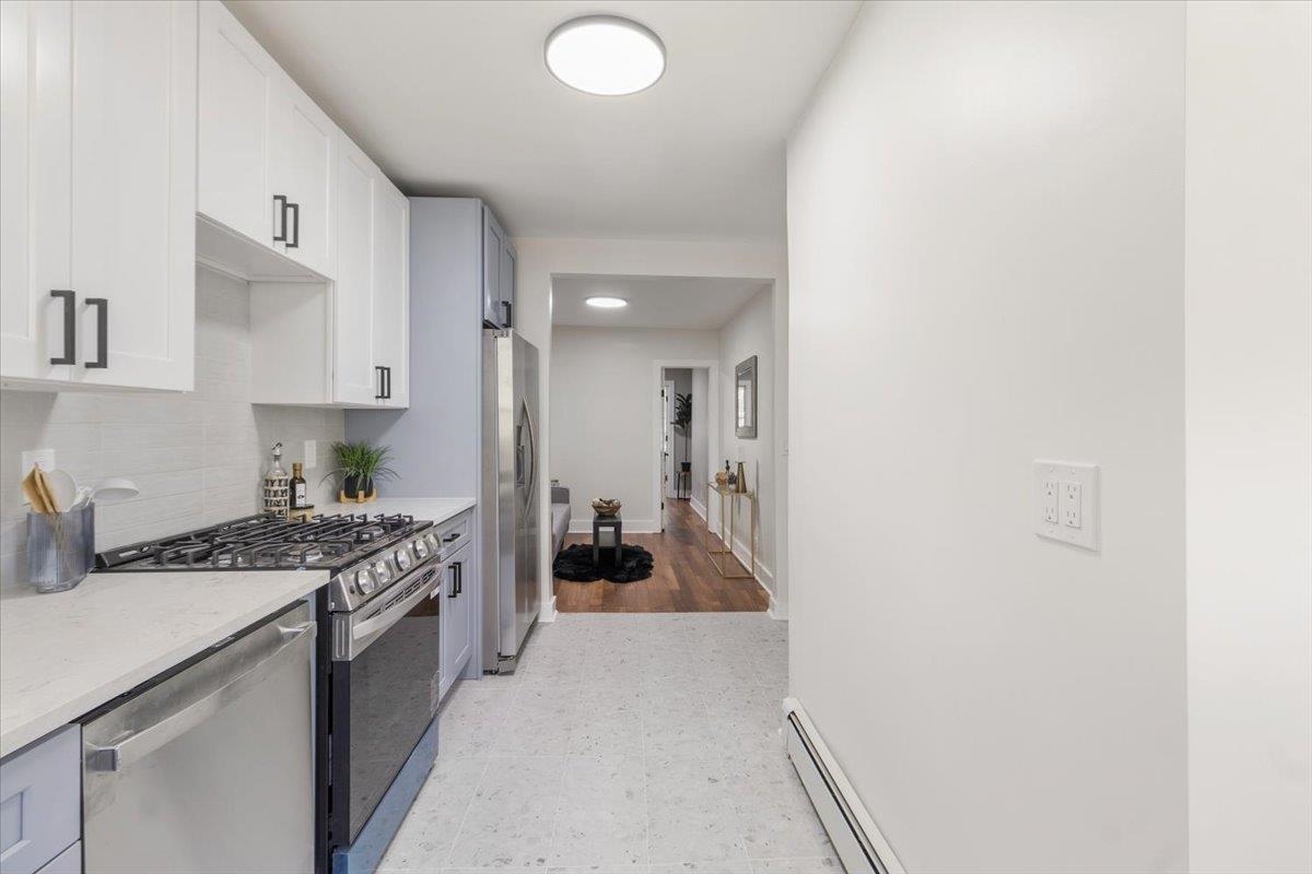 121 41ST ST 2