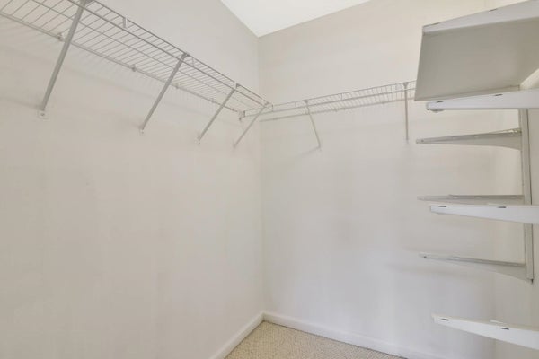 12 ALEXANDER CT, JERSEY CITY, NJ 07305 - Image 3e5932002144e35351d2d1fea0fbeeca/651164257
