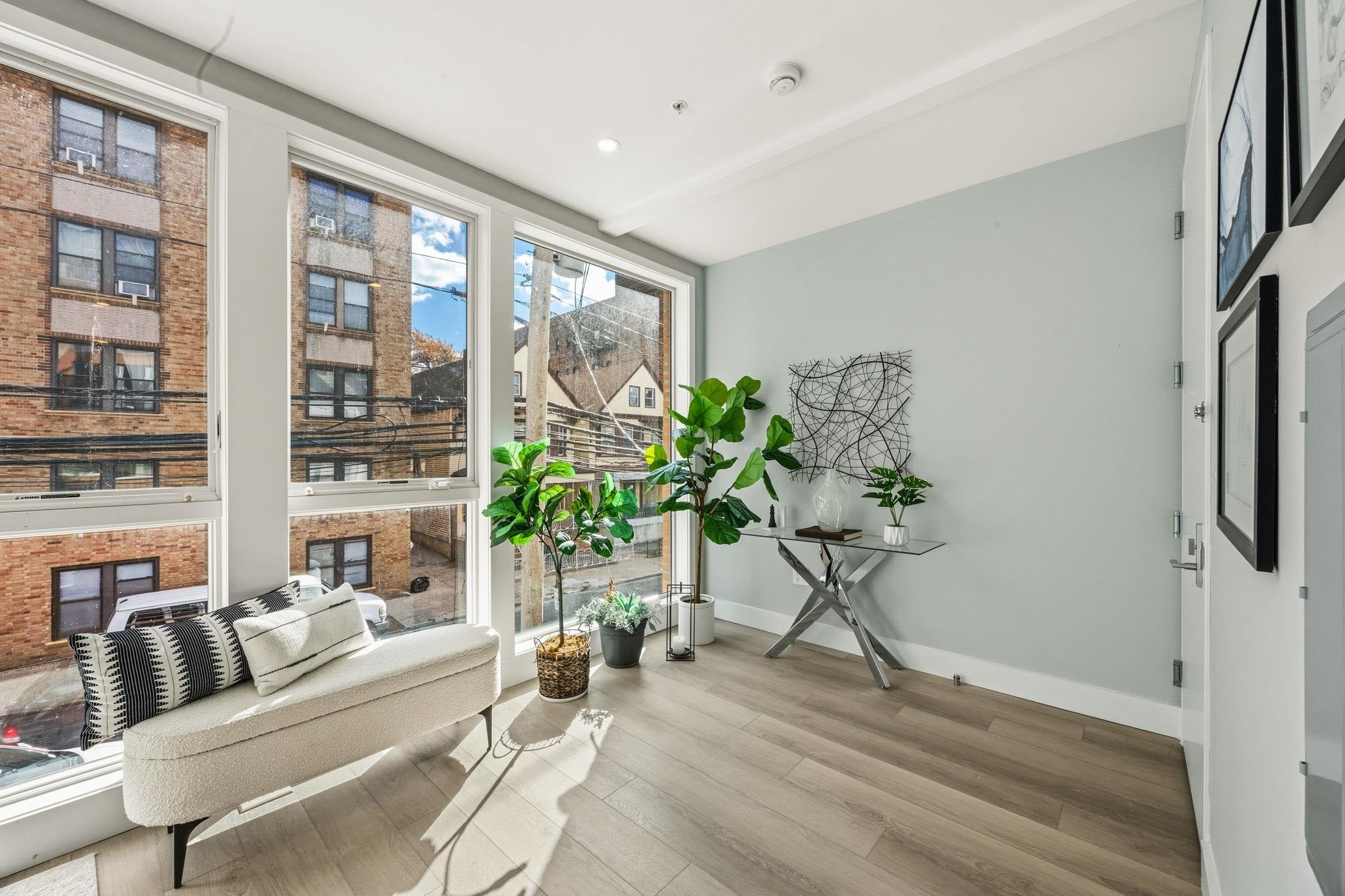 Search Homes 2 77 VAN REYPEN ST 2