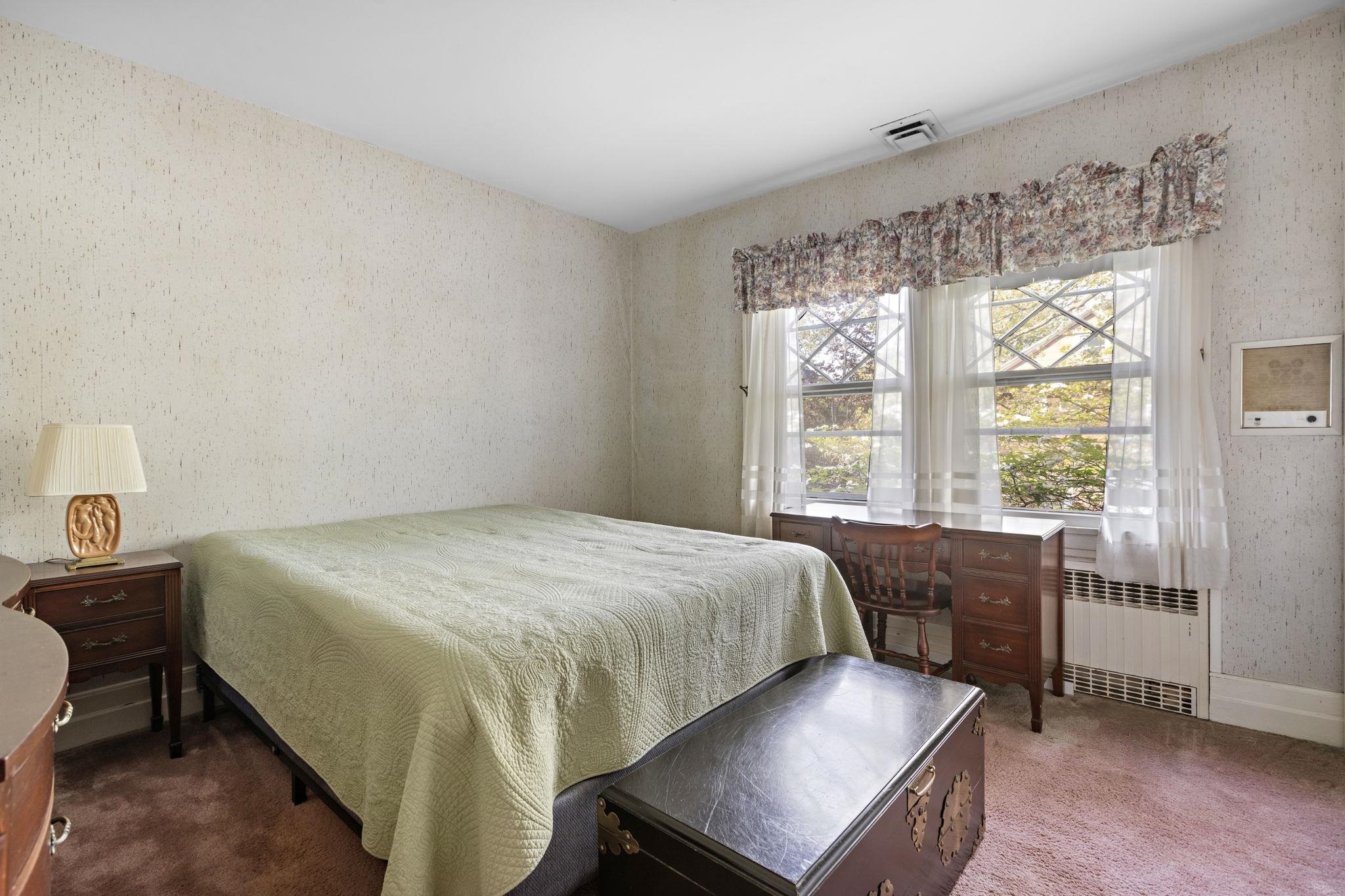 19 Avenue B, Bayonne, New Jersey image 9