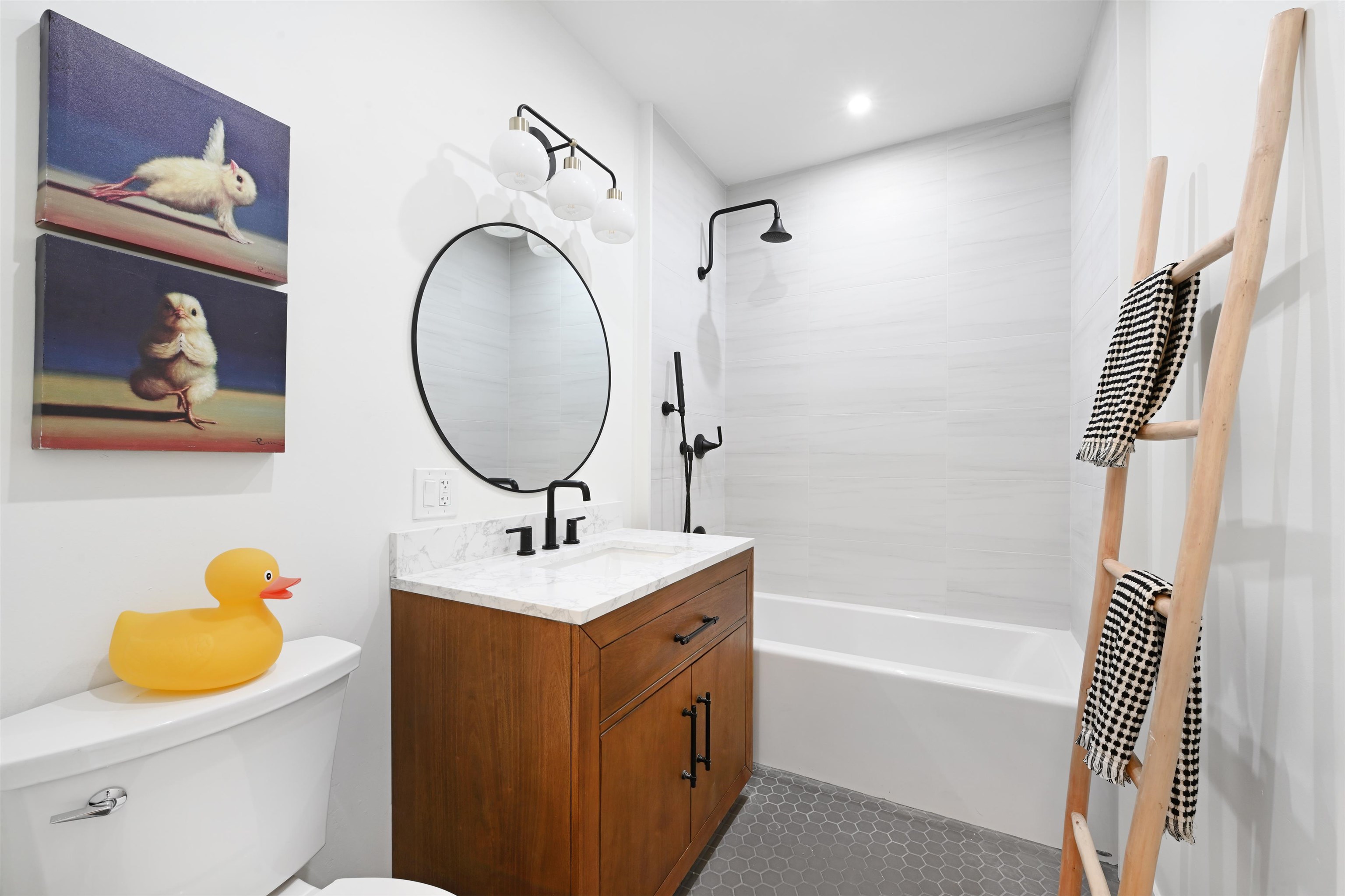 372 Webster Ave, Jersey City, New Jersey image 31