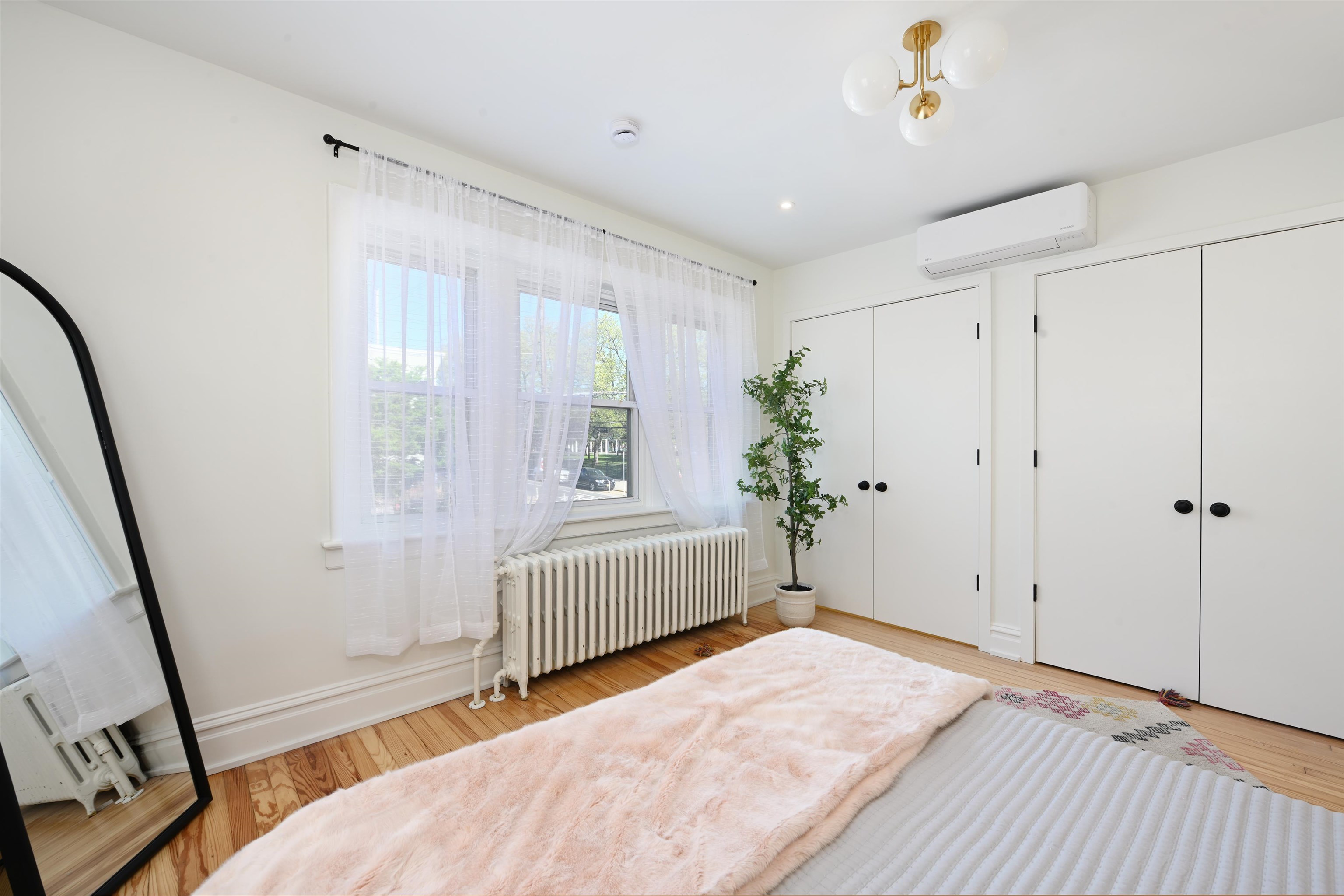 372 Webster Ave, Jersey City, New Jersey image 26