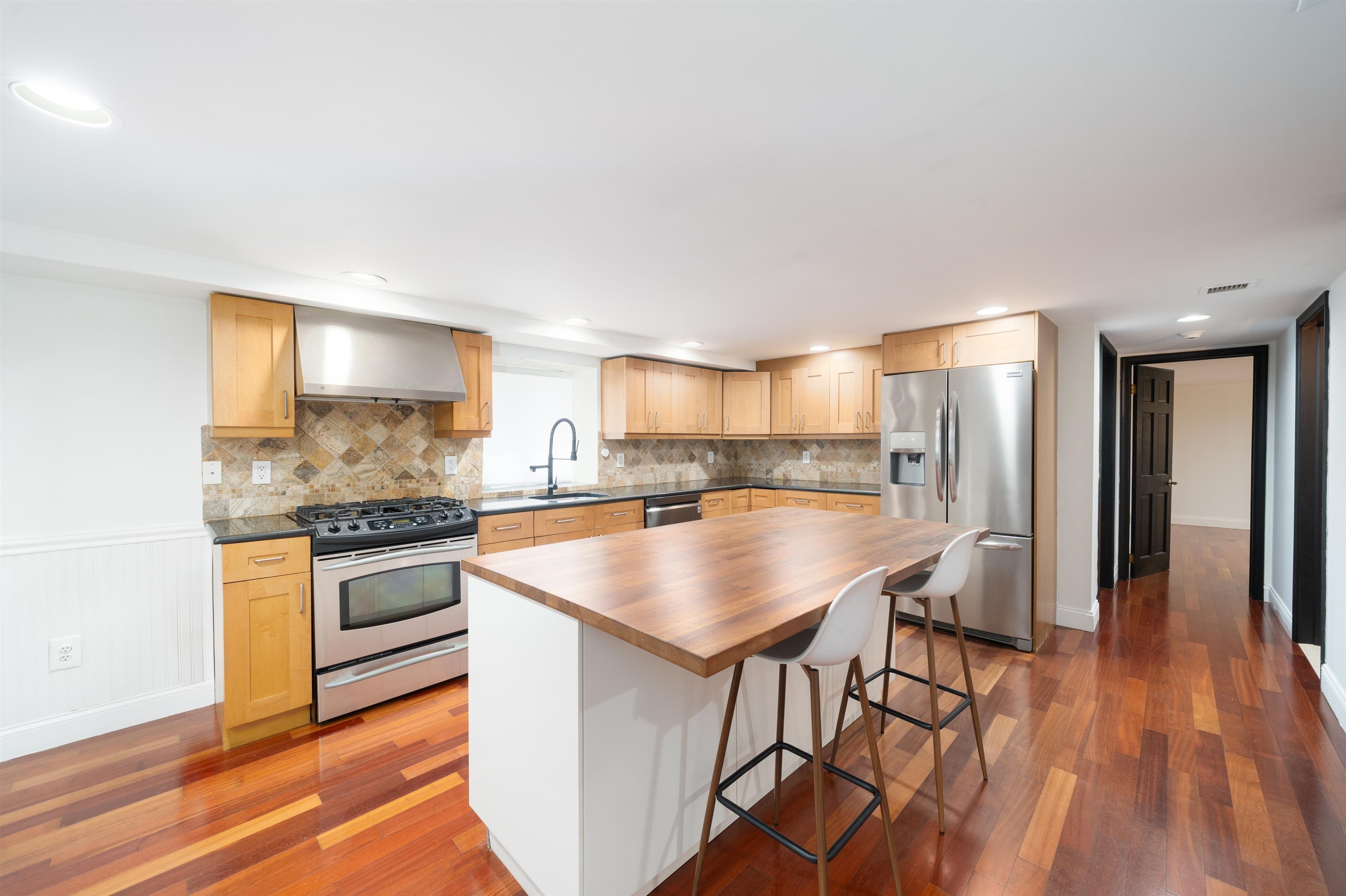 344 Paterson Plank Rd #UNIT 1, Jersey City, New Jersey image 11