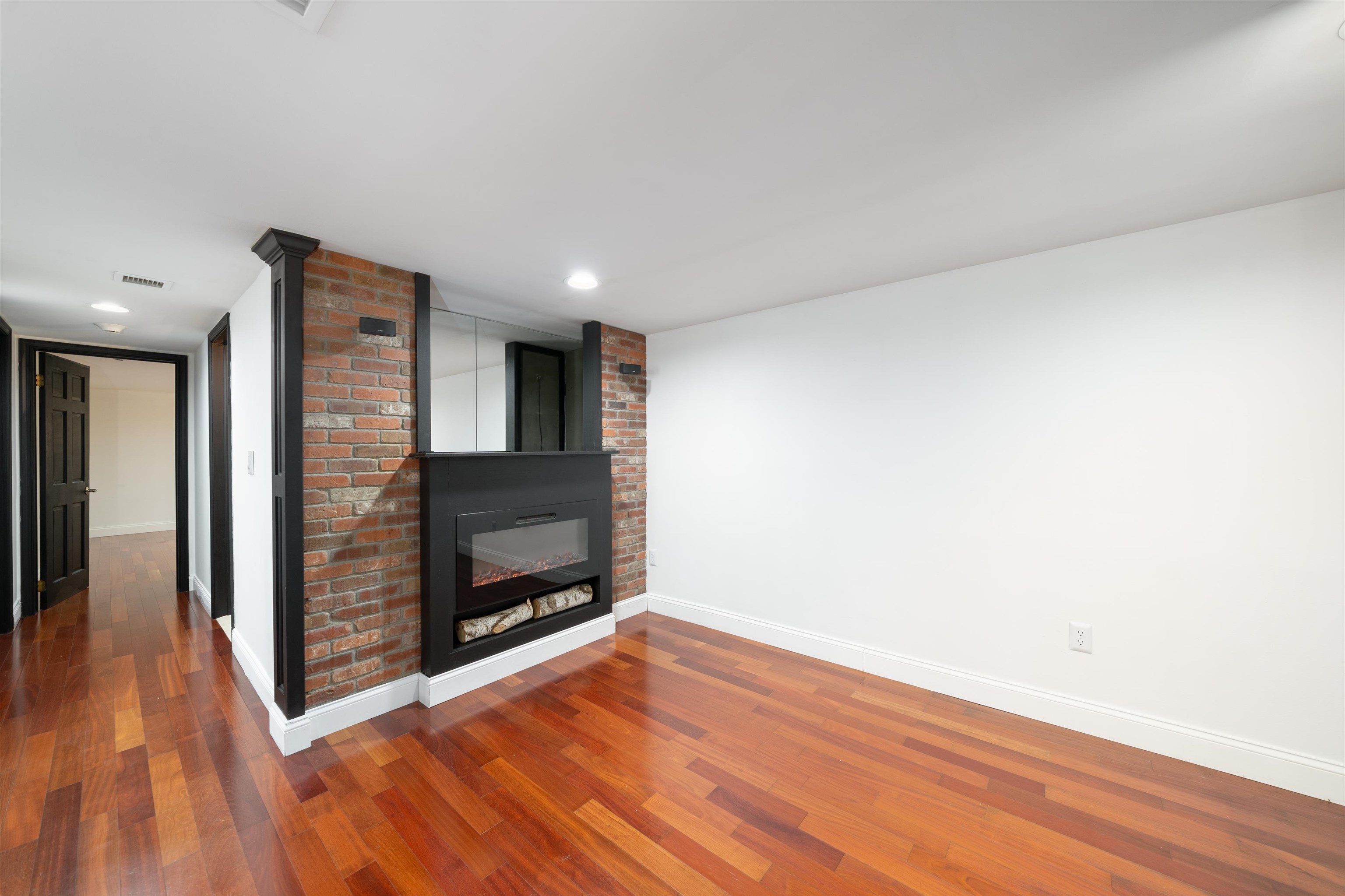 344 Paterson Plank Rd #UNIT 1, Jersey City, New Jersey image 2