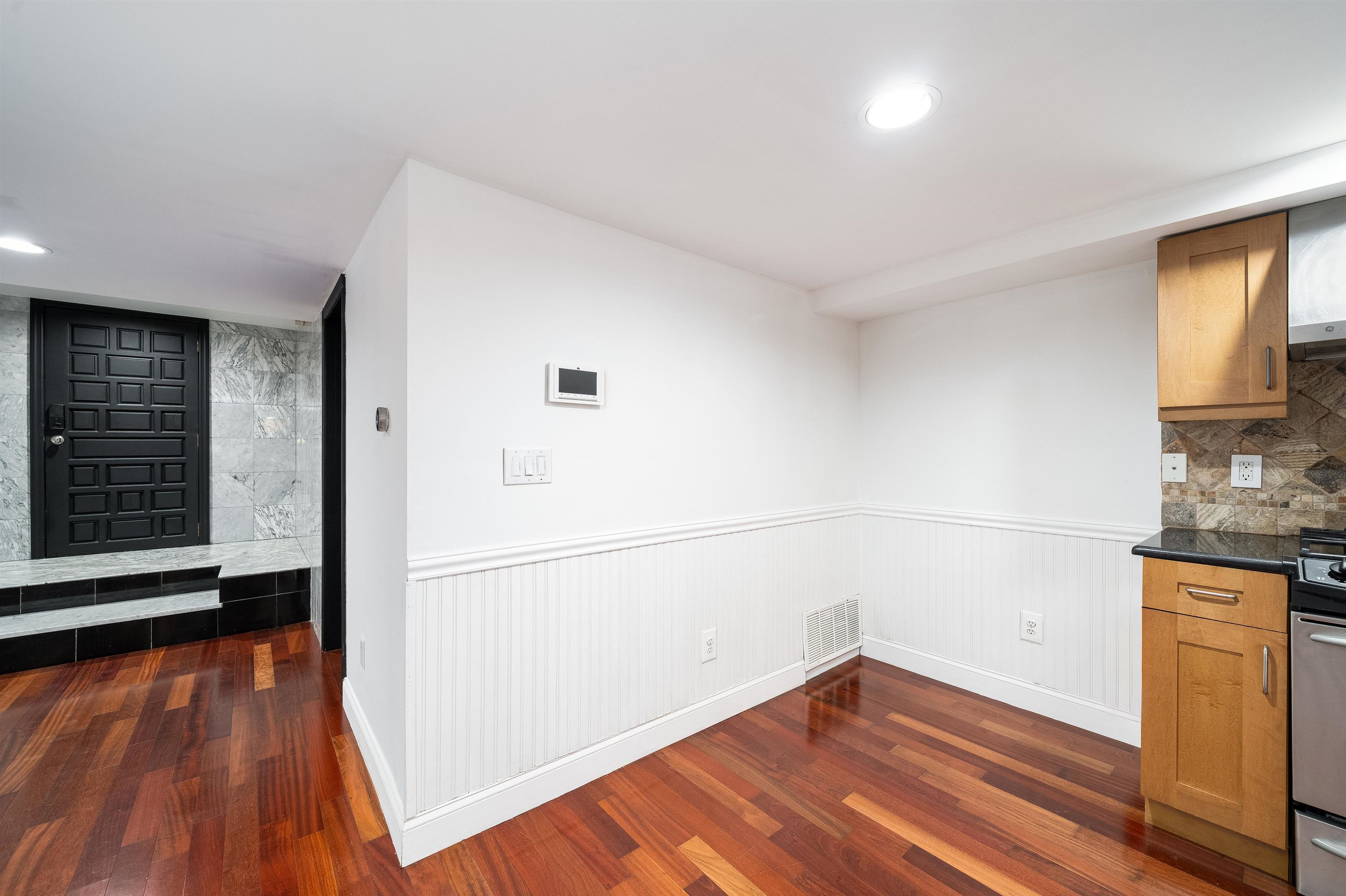 344 Paterson Plank Rd #UNIT 1, Jersey City, New Jersey image 14