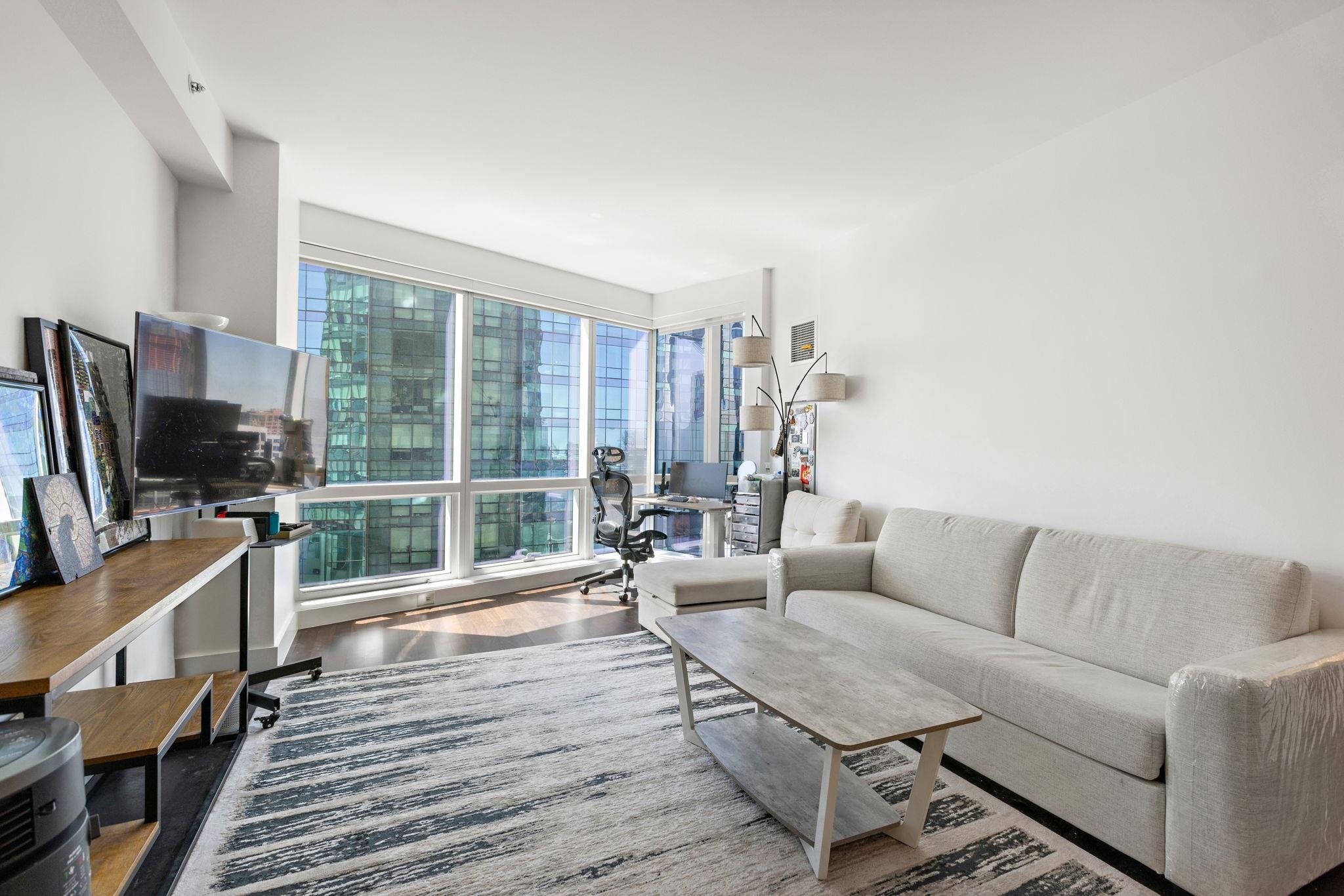 77 Hudson St #2811, Jersey City, New Jersey image 3